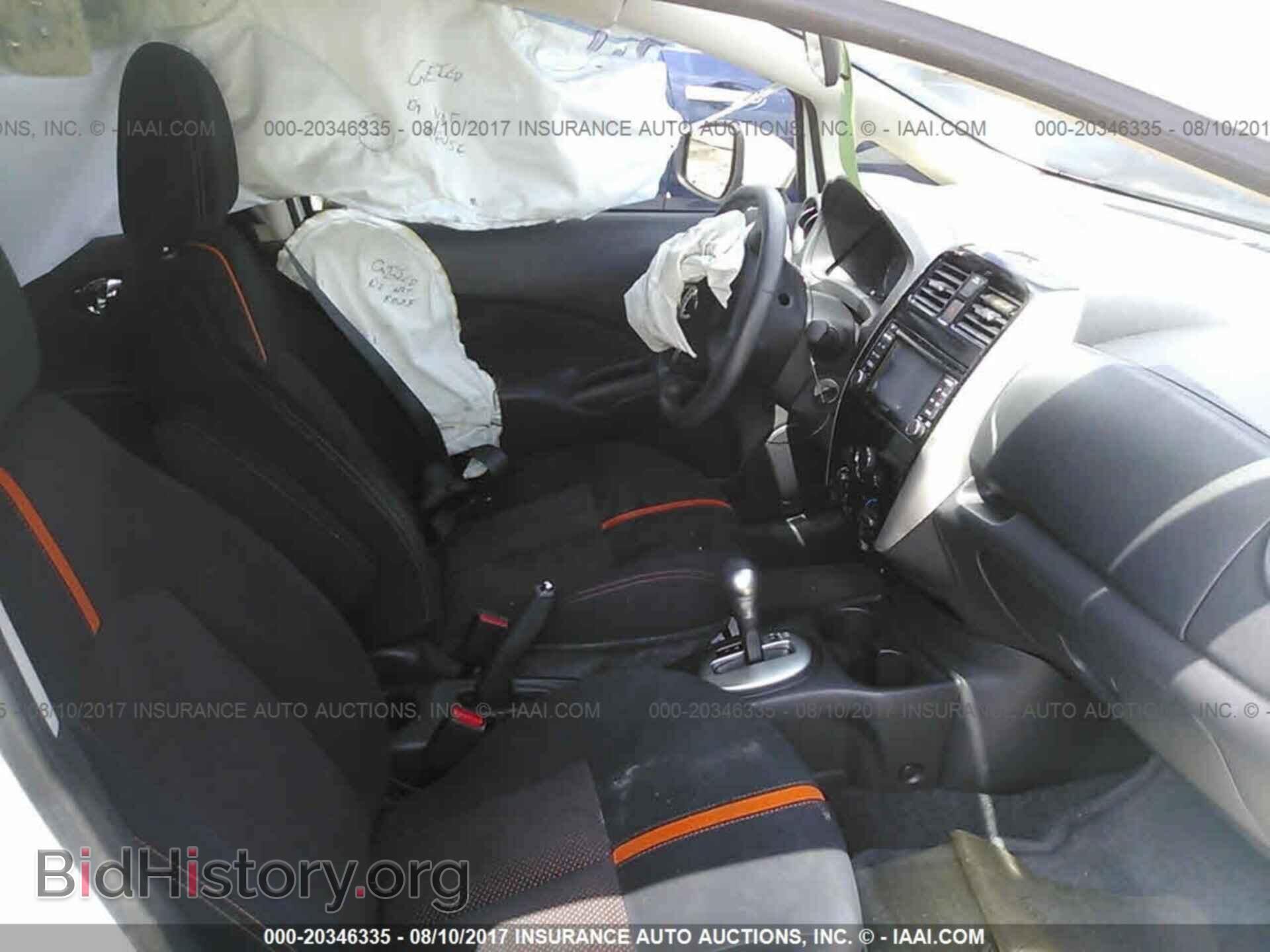 2015 Nissan Versa note - VIN: 3N1CE2CP6FL433663 - Photo 5