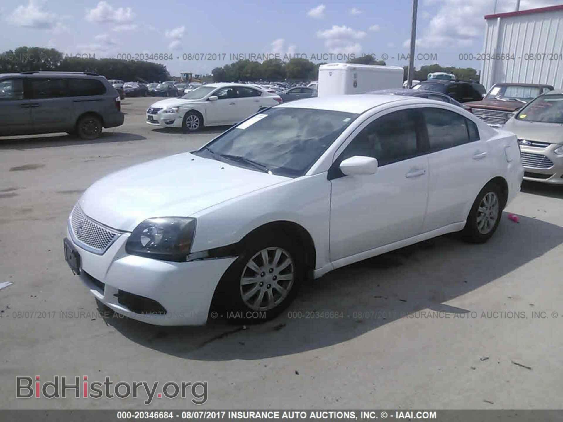 2011 Mitsubishi Galant - VIN: 4A32B2FFXBE021483 - Фото 2