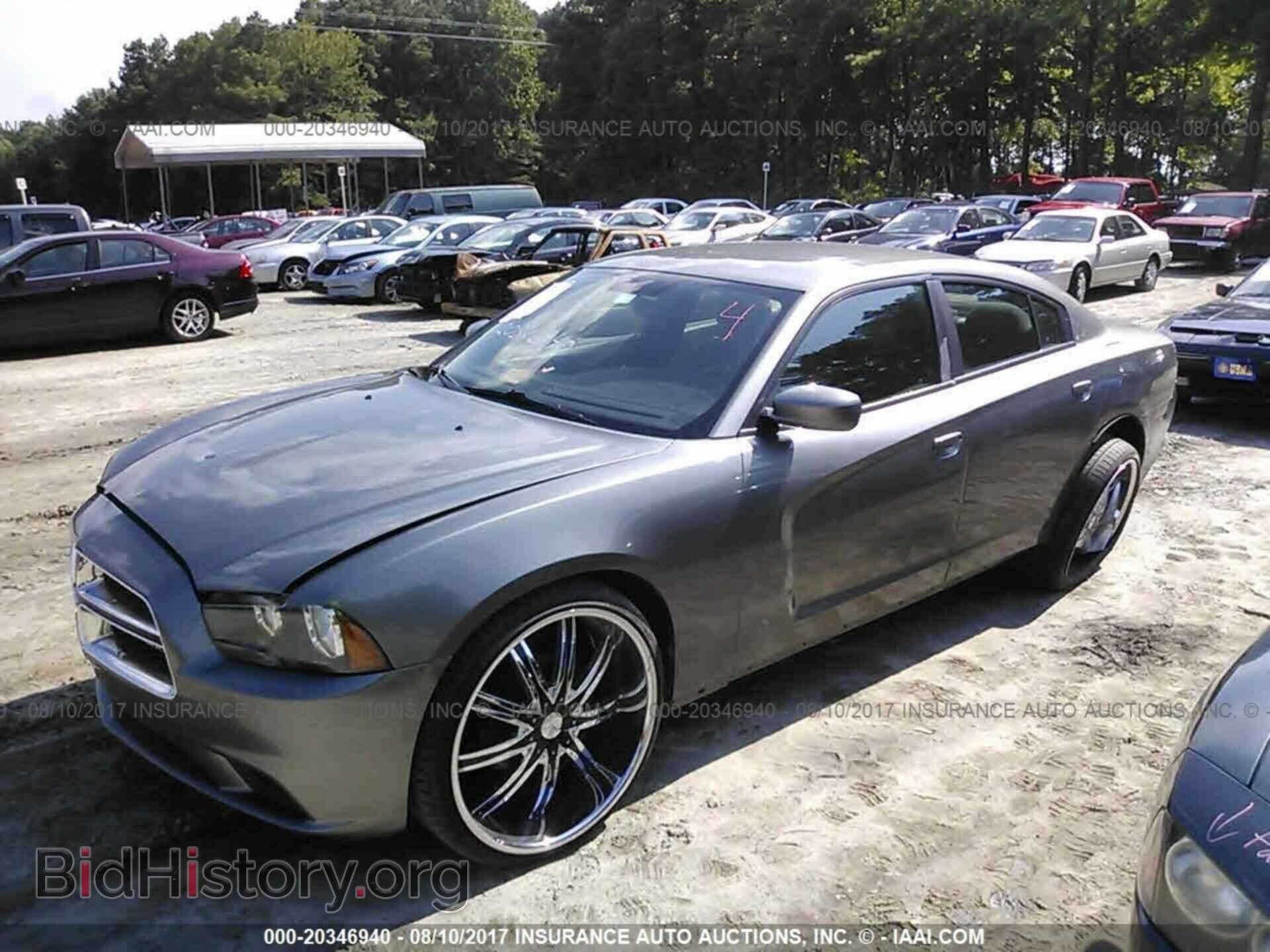 2011 Dodge Charger - VIN: 2B3CL3CG0BH576847 - Фото 2