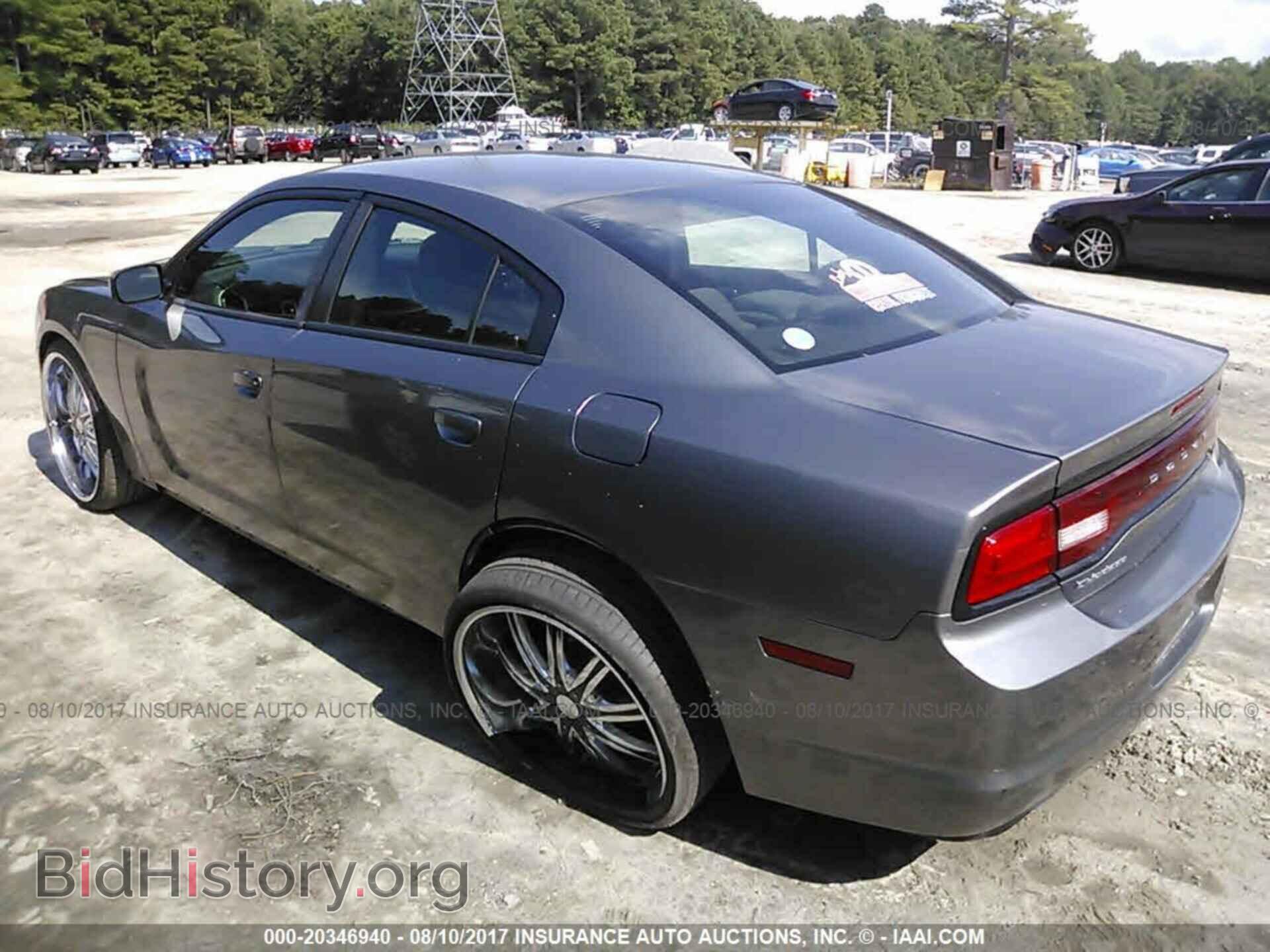 2011 Dodge Charger - VIN: 2B3CL3CG0BH576847 - Фото 3