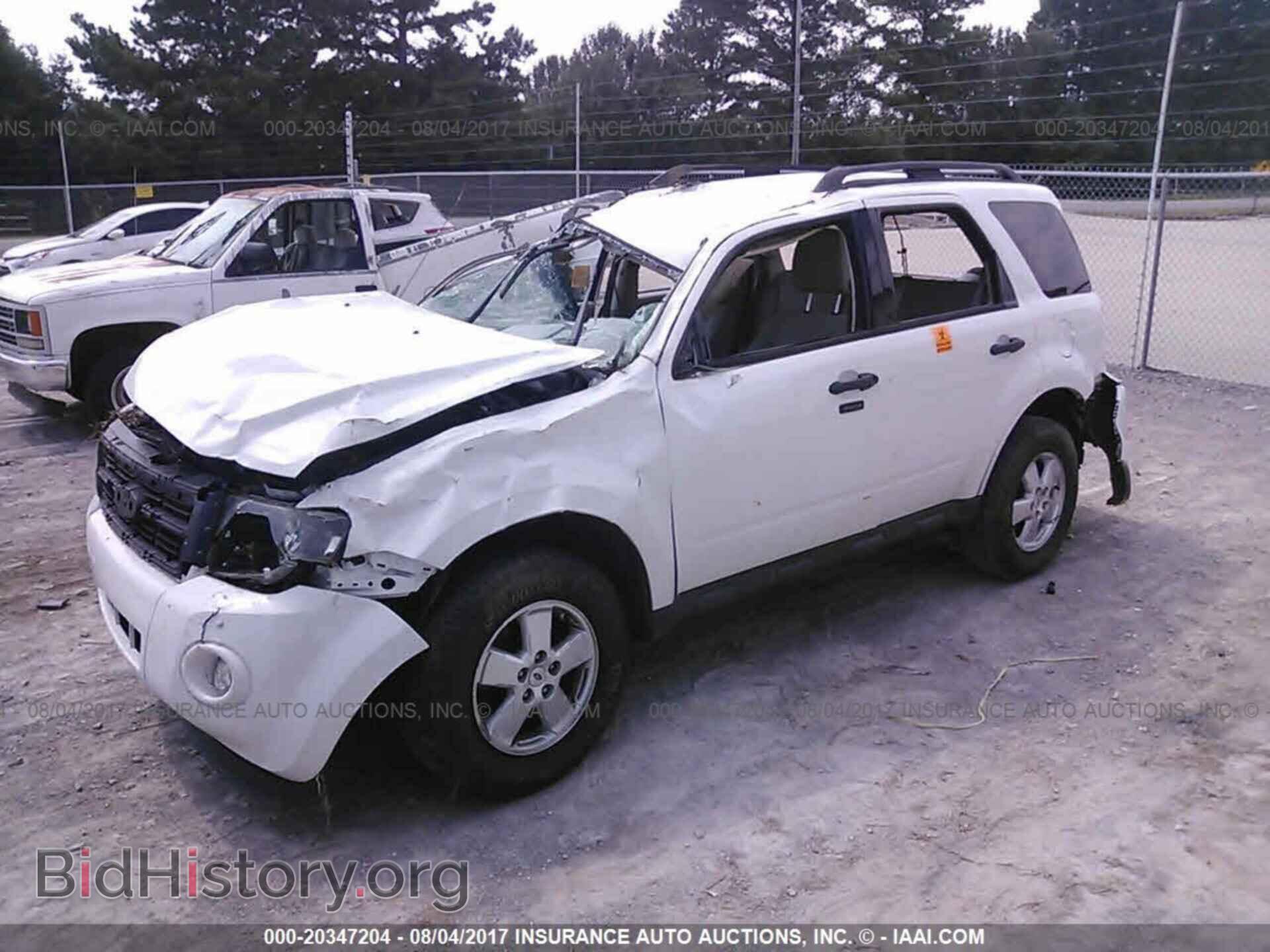 2012 Ford Escape - VIN: 1FMCU0D75CKC29402 - Photo 2