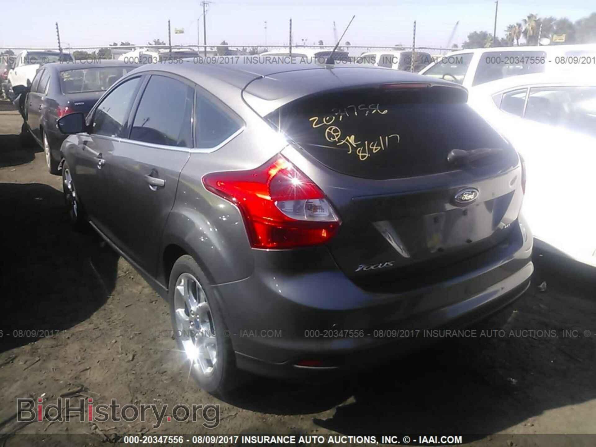 2012 Ford Focus - VIN: 1FAHP3M26CL302428 - Photo 3