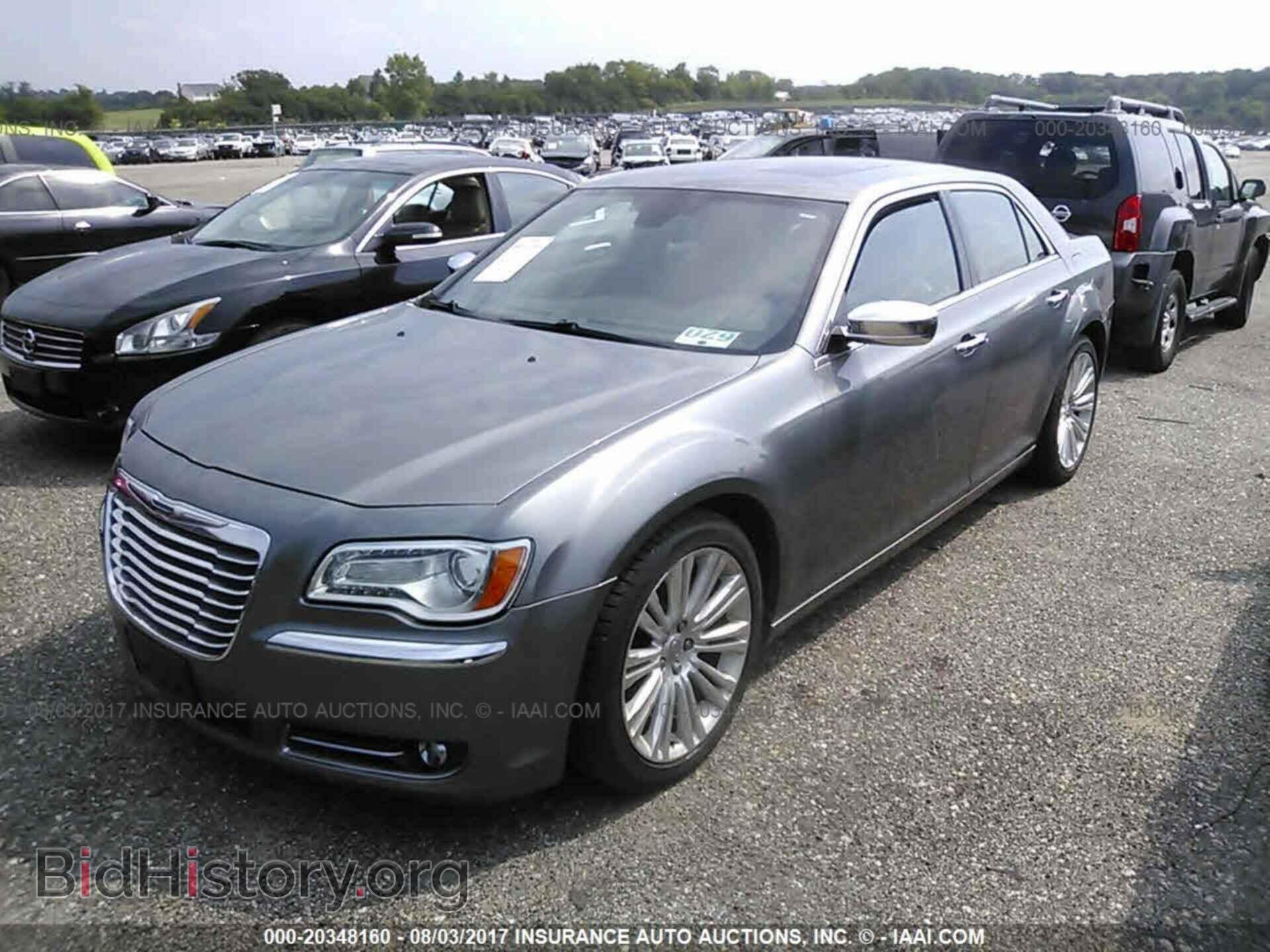 2012 Chrysler 300c - VIN: 2C3CCAET6CH103201 - Фото 2