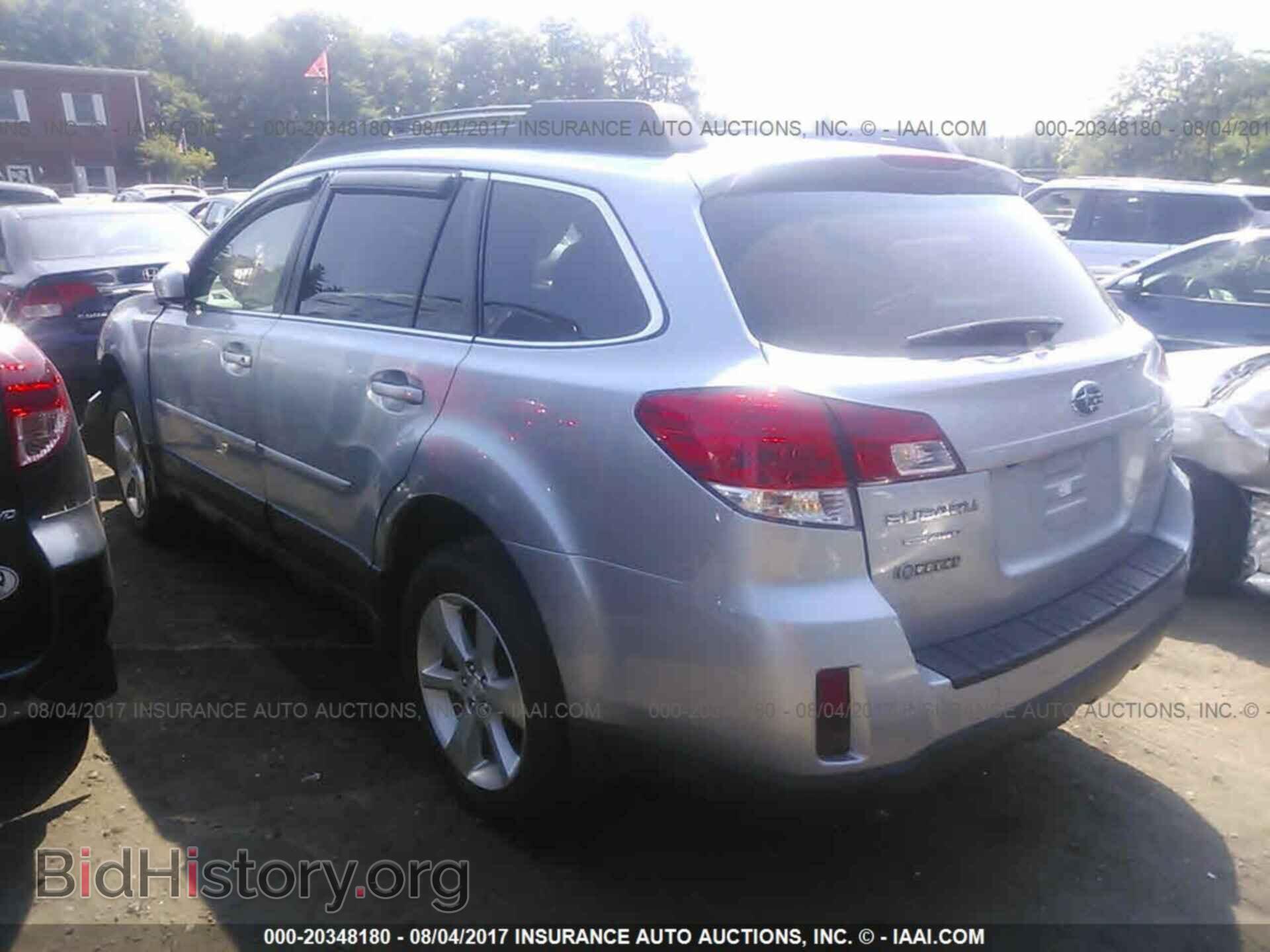 2013 Subaru Outback - VIN: 4S4BRBKC8D3297682 - Photo 3