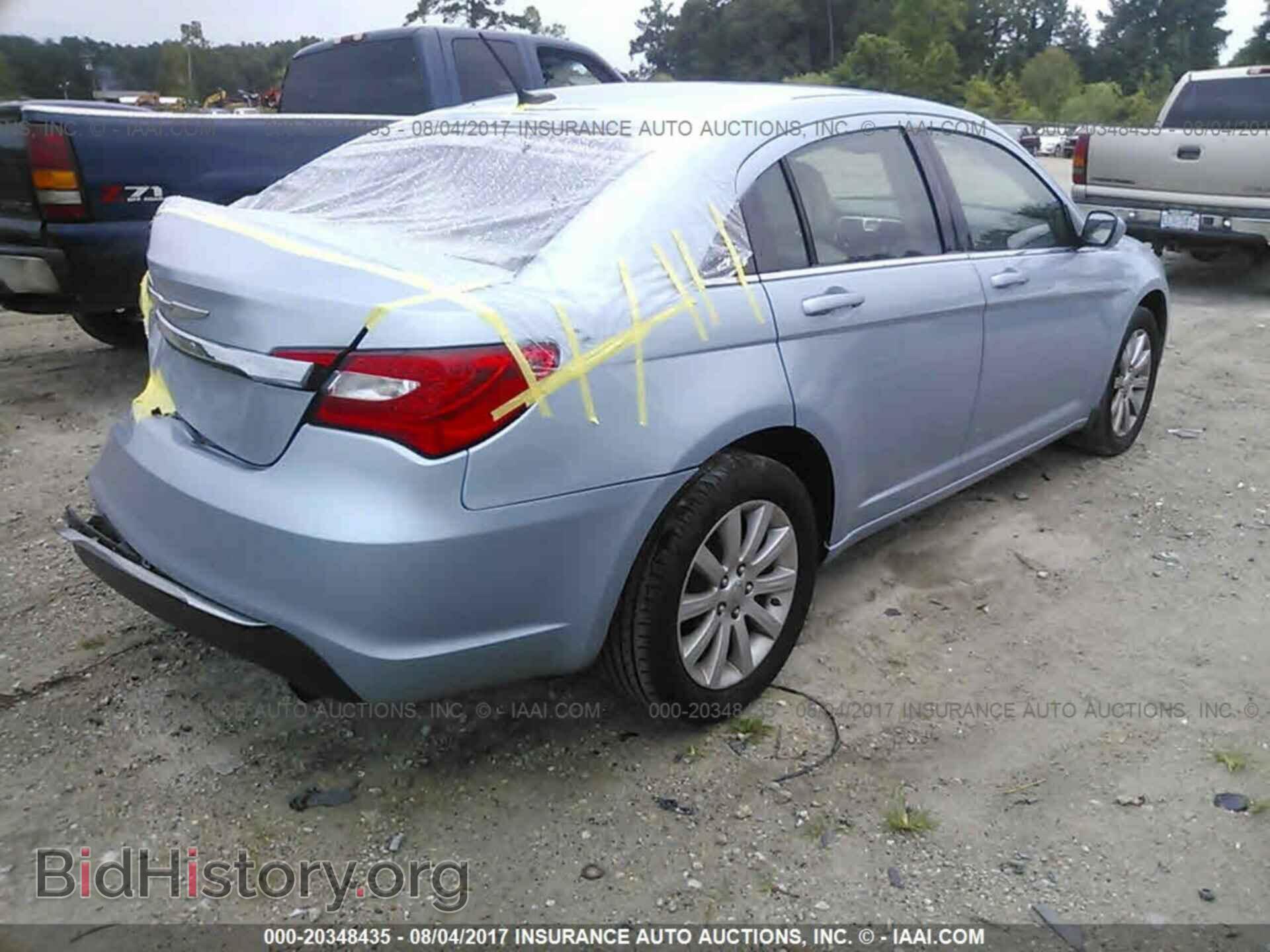 2013 Chrysler 200 - VIN: 1C3CCBBB5DN701306 - Photo 4