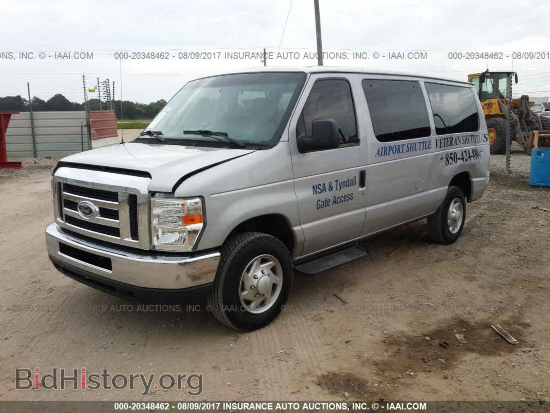 2013 Ford Econoline - VIN: 1FBNE3BL6DDA75062 - Photo 2