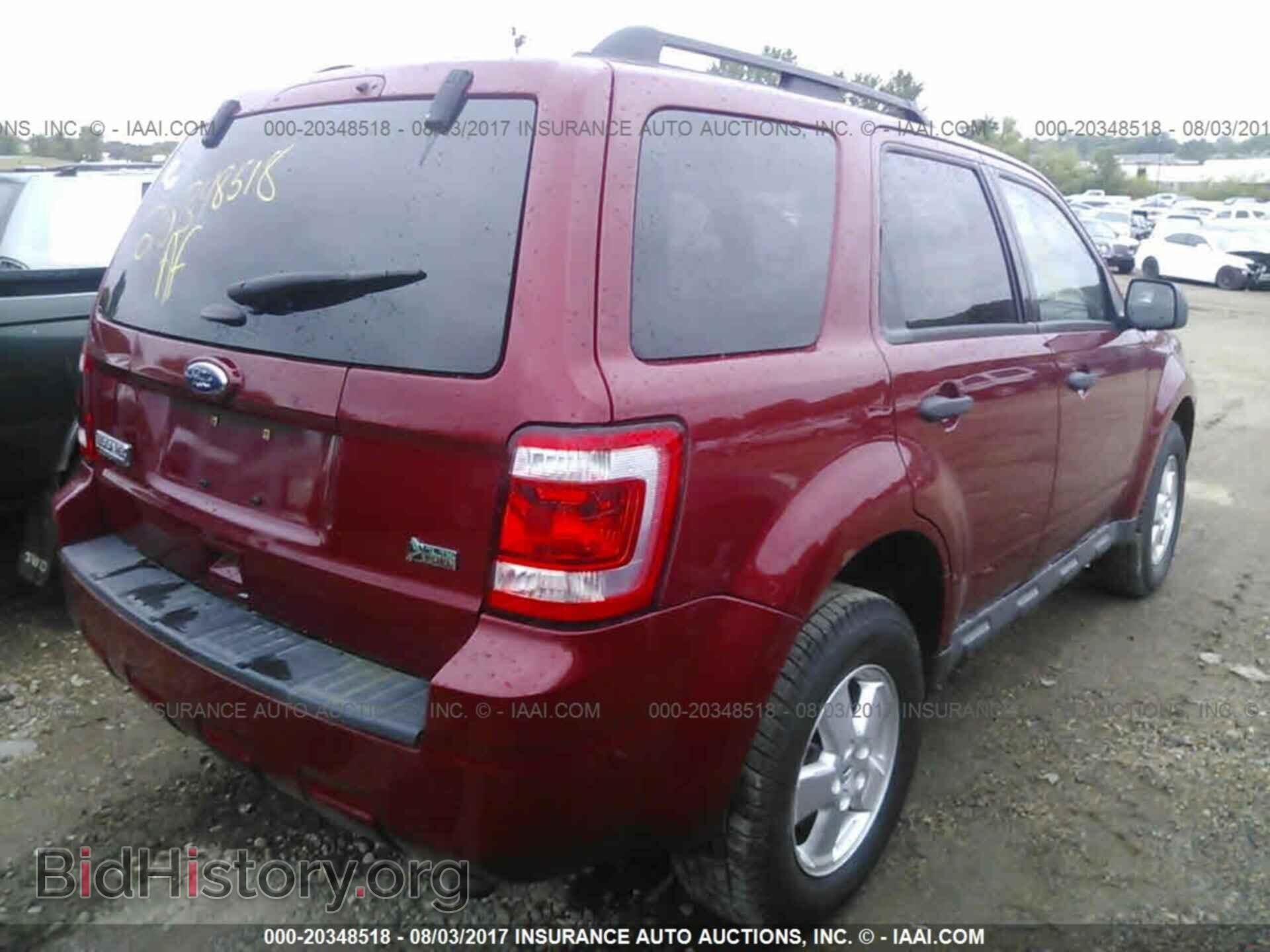 2011 Ford Escape - VIN: 1FMCU0DG1BKB73893 - Photo 4