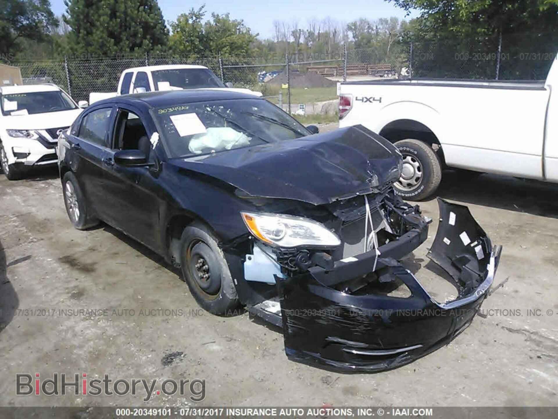 Photo 1C3CCBAB8CN318752 - Chrysler 200 2012