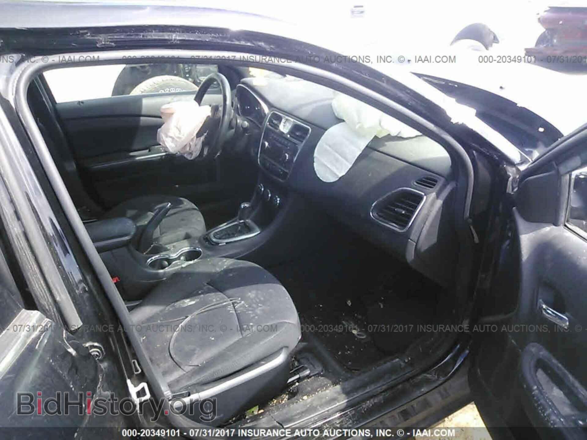 2012 Chrysler 200 - VIN: 1C3CCBAB8CN318752 - Фото 5