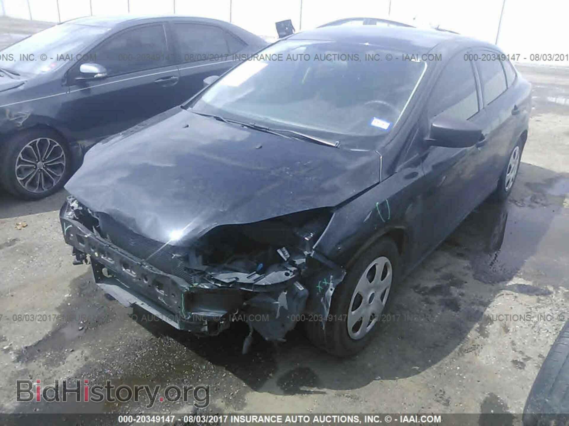 2013 Ford Focus - VIN: 1FADP3E2XDL324527 - Photo 2