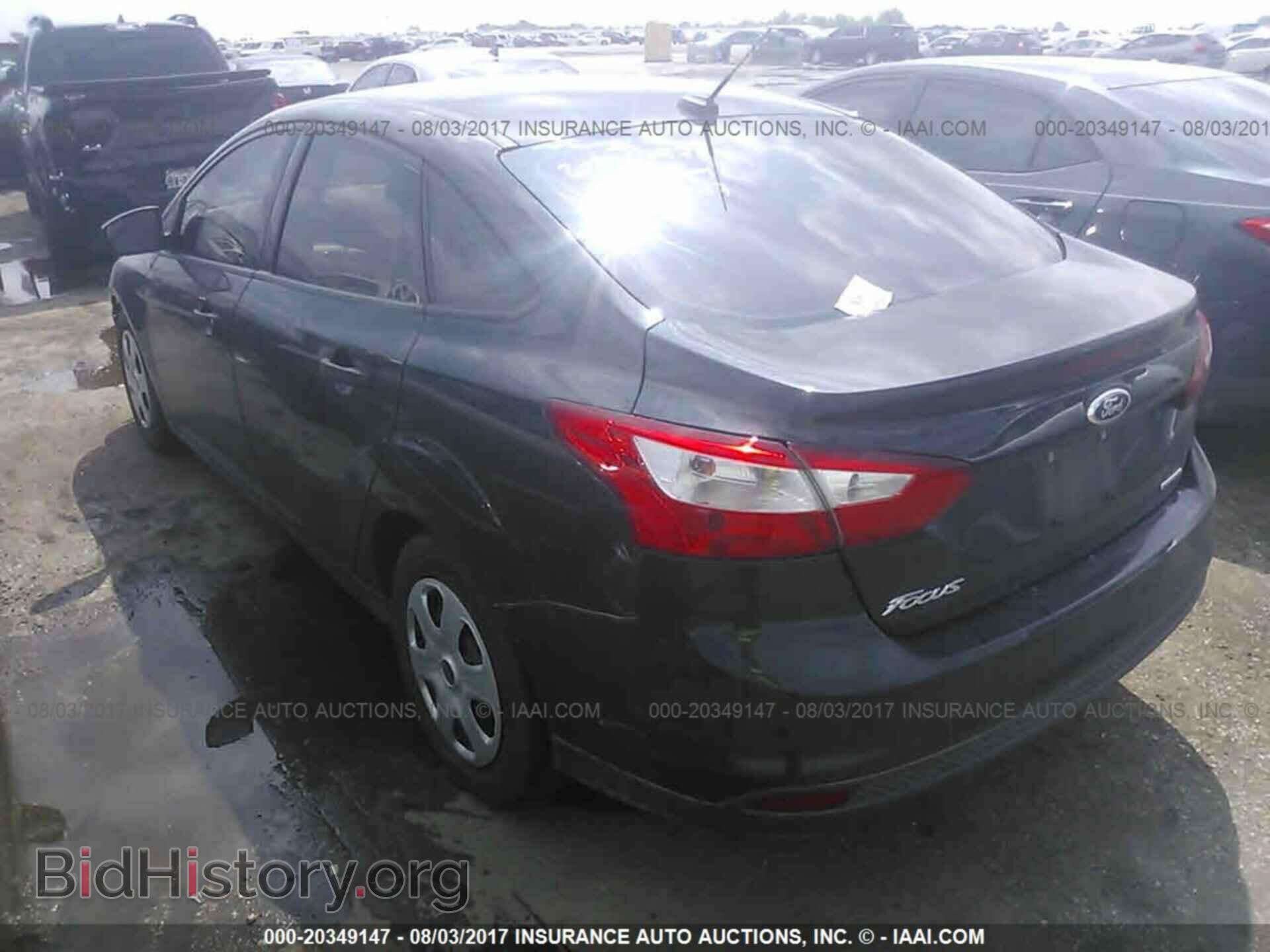 2013 Ford Focus - VIN: 1FADP3E2XDL324527 - Photo 3