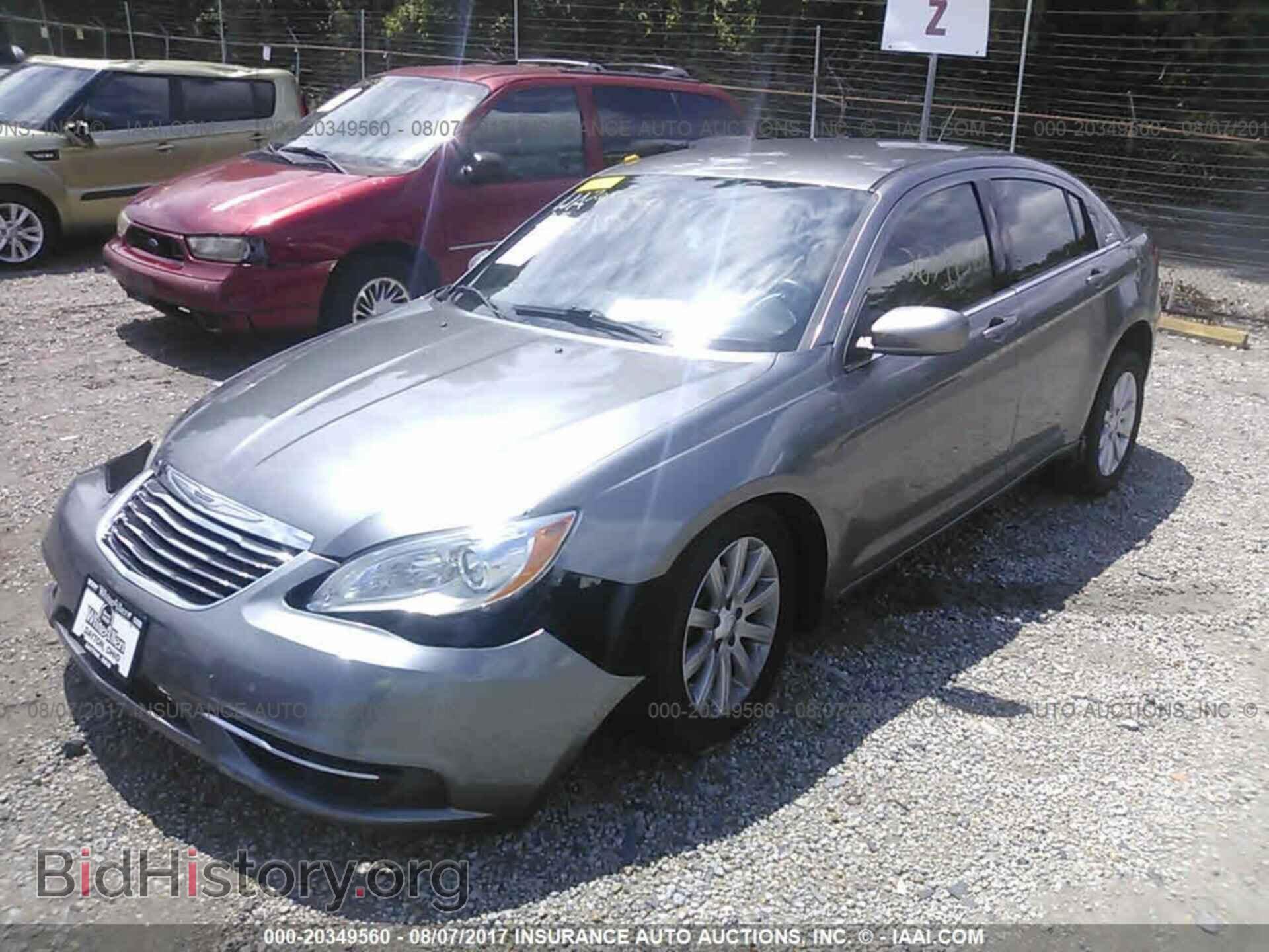 2012 Chrysler 200 - VIN: 1C3CCBBB4CN117574 - Фото 2