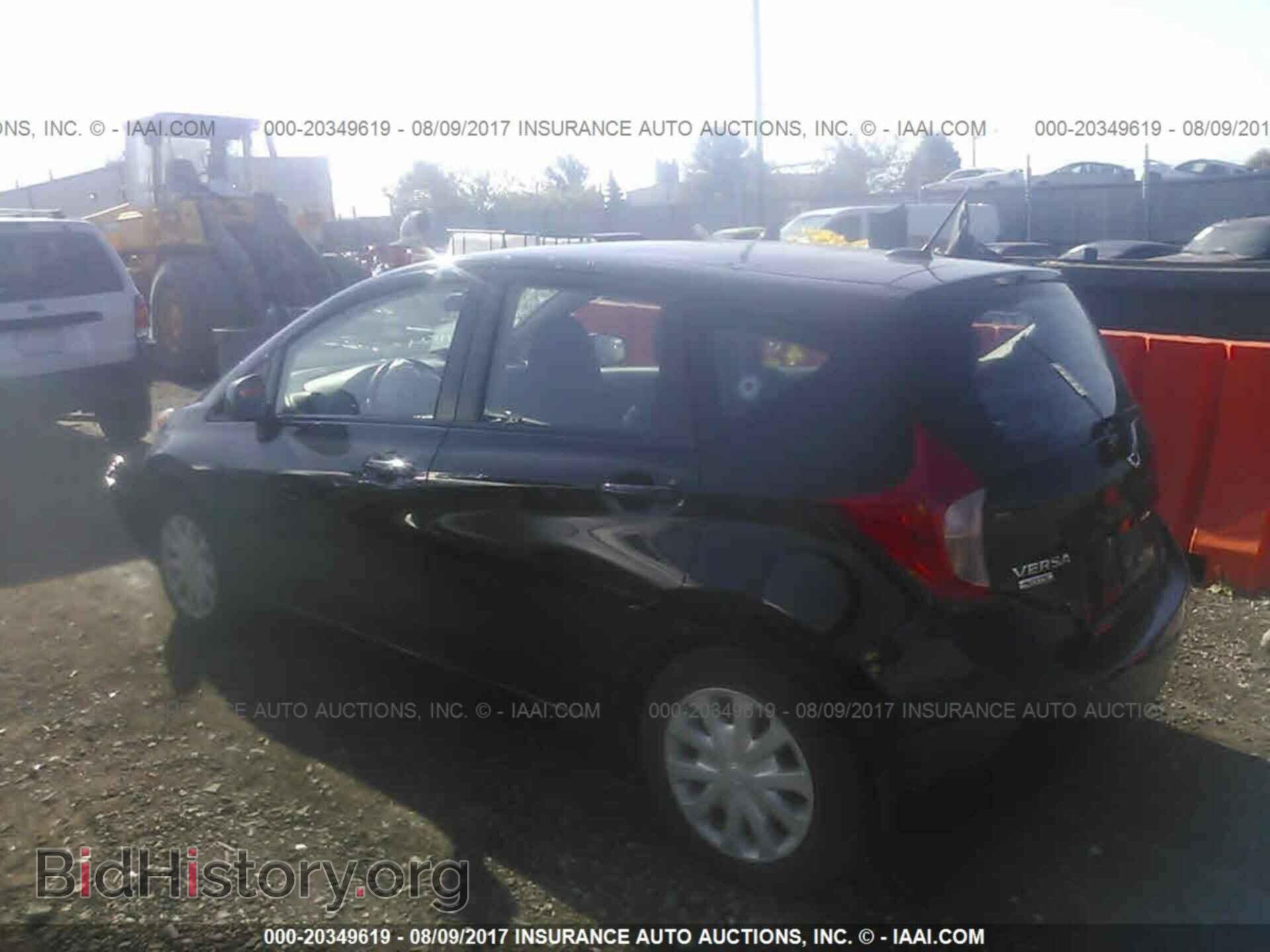2014 Nissan Versa note - VIN: 3N1CE2CP3EL388521 - Фото 3