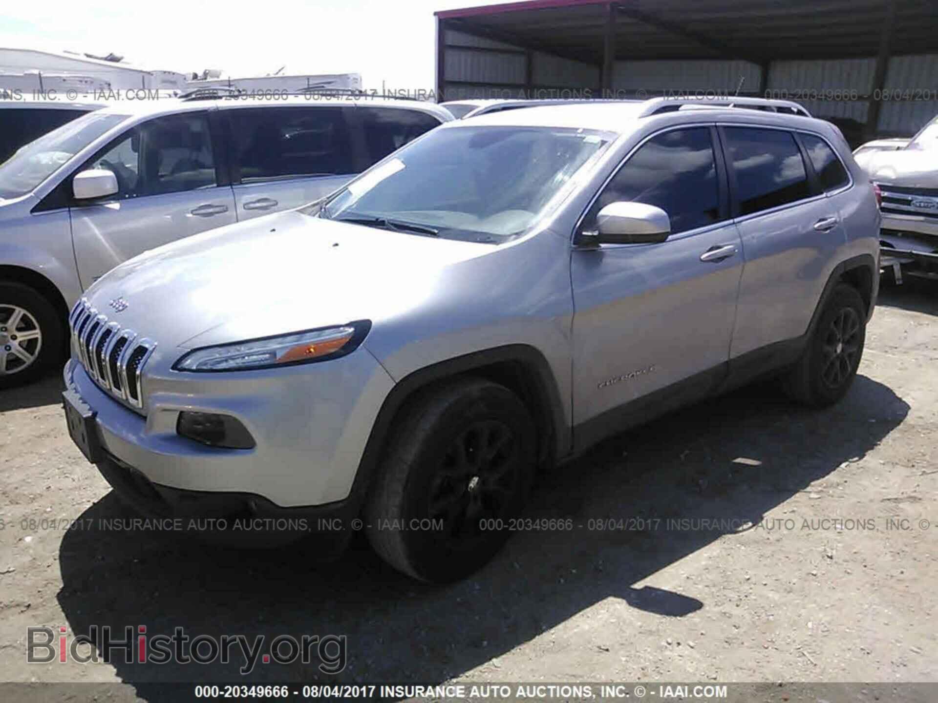 2015 Jeep Cherokee - VIN: 1C4PJMCB9FW772020 - Photo 2