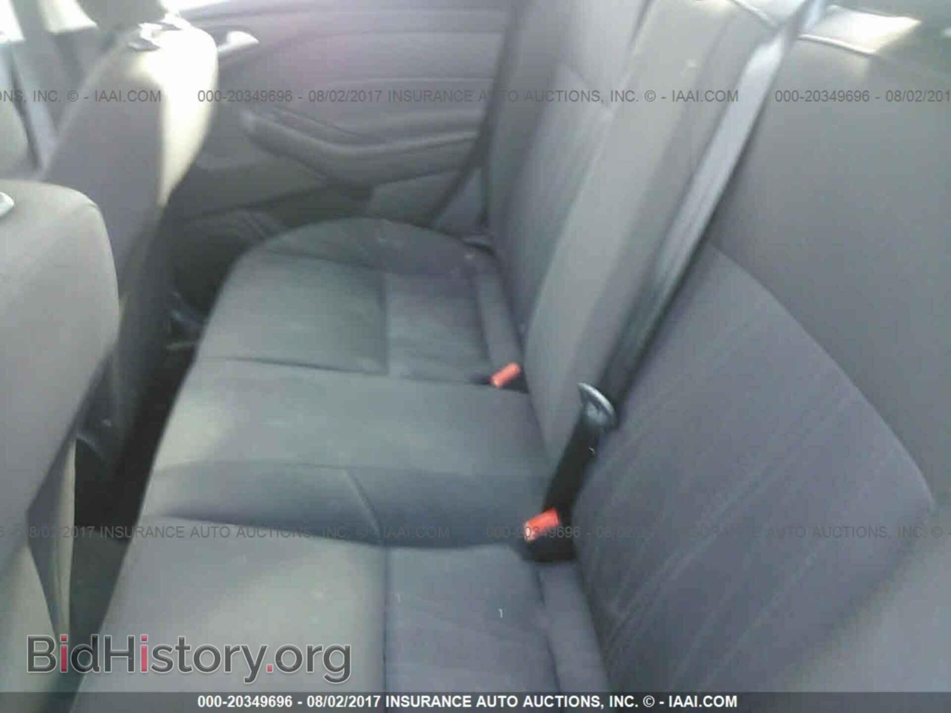 2015 Ford Focus - VIN: 1FADP3F2XFL305655 - Photo 8