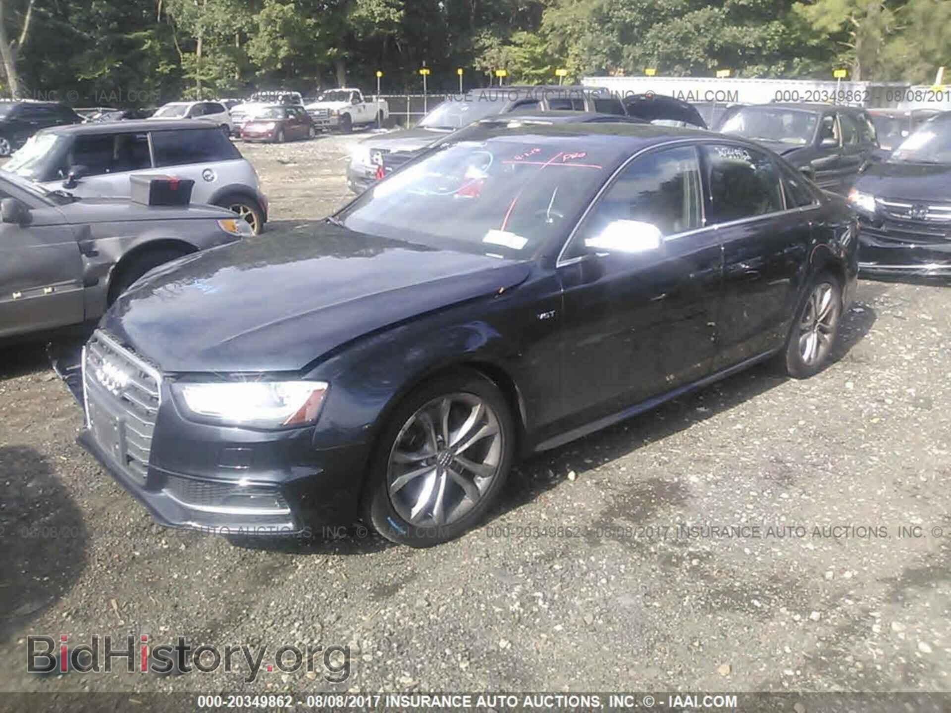 2014 Audi S4 - VIN: WAUBGAFL4EA107675 - Фото 2