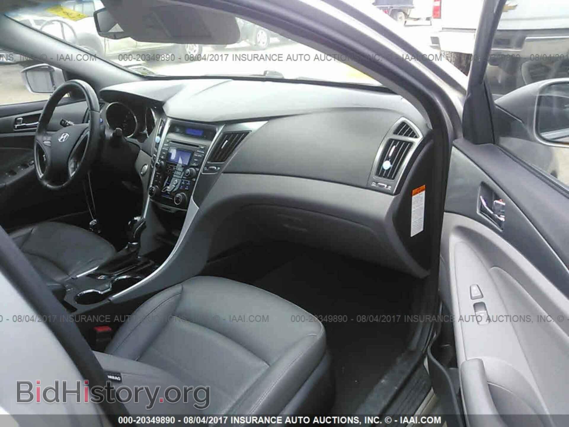 2012 Hyundai Sonata - VIN: KMHEC4A47CA022187 - Photo 5