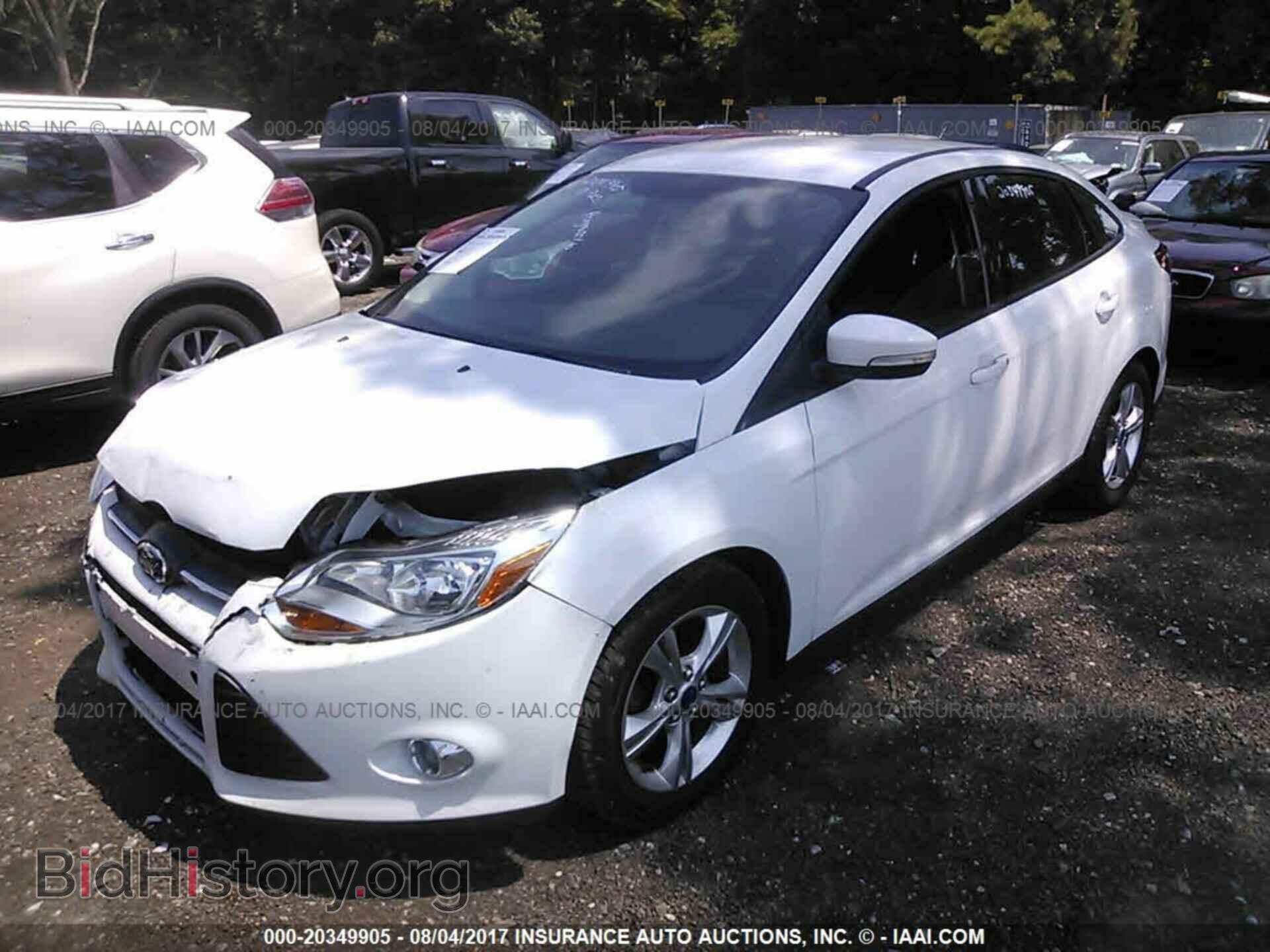 2013 Ford Focus - VIN: 1FADP3F26DL215884 - Photo 2