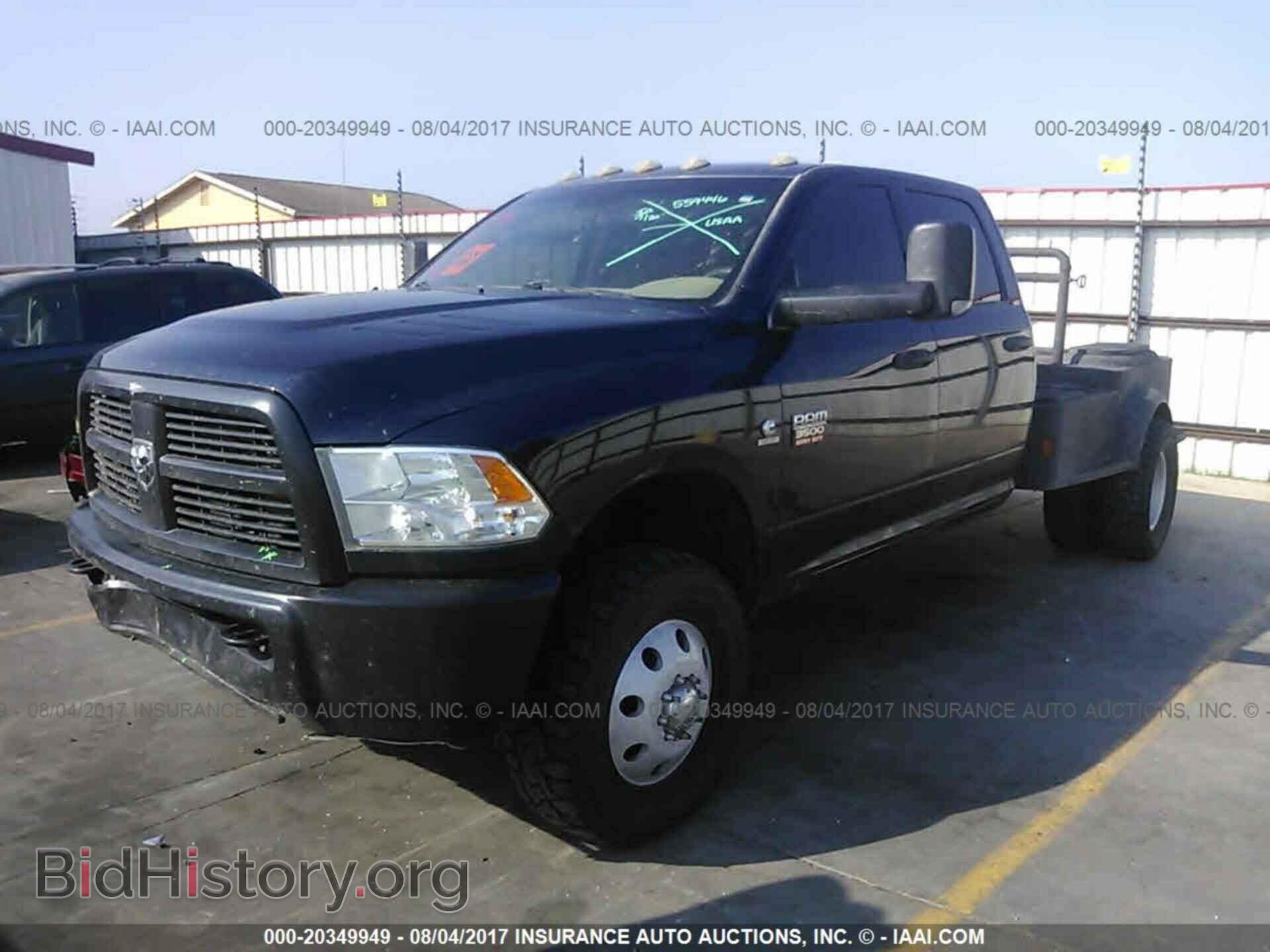 2012 Dodge Ram 3500 - VIN: 3C63DRGLXCG304983 - Фото 2