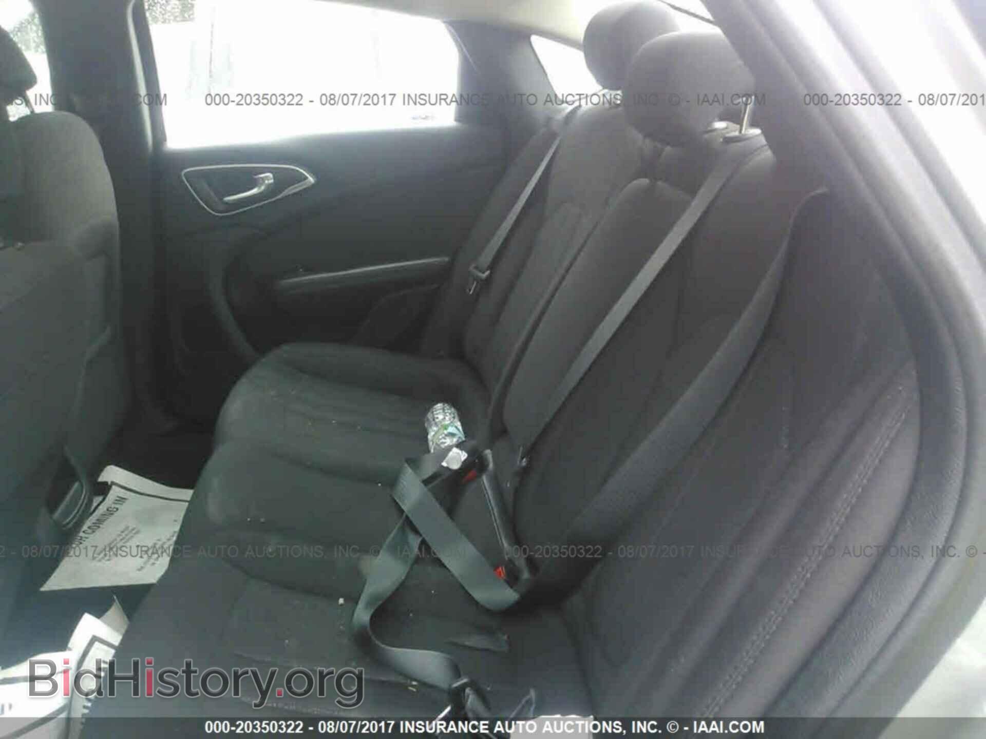 2015 Chrysler 200 - VIN: 1C3CCCAB8FN579826 - Photo 8