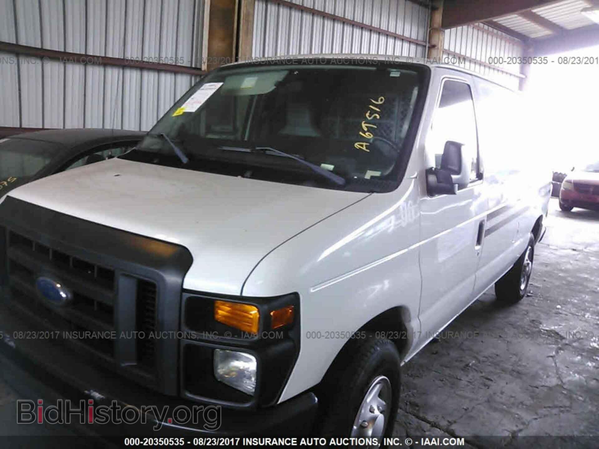 2011 Ford Econoline - VIN: 1FTNE2EL2BDA69516 - Фото 2