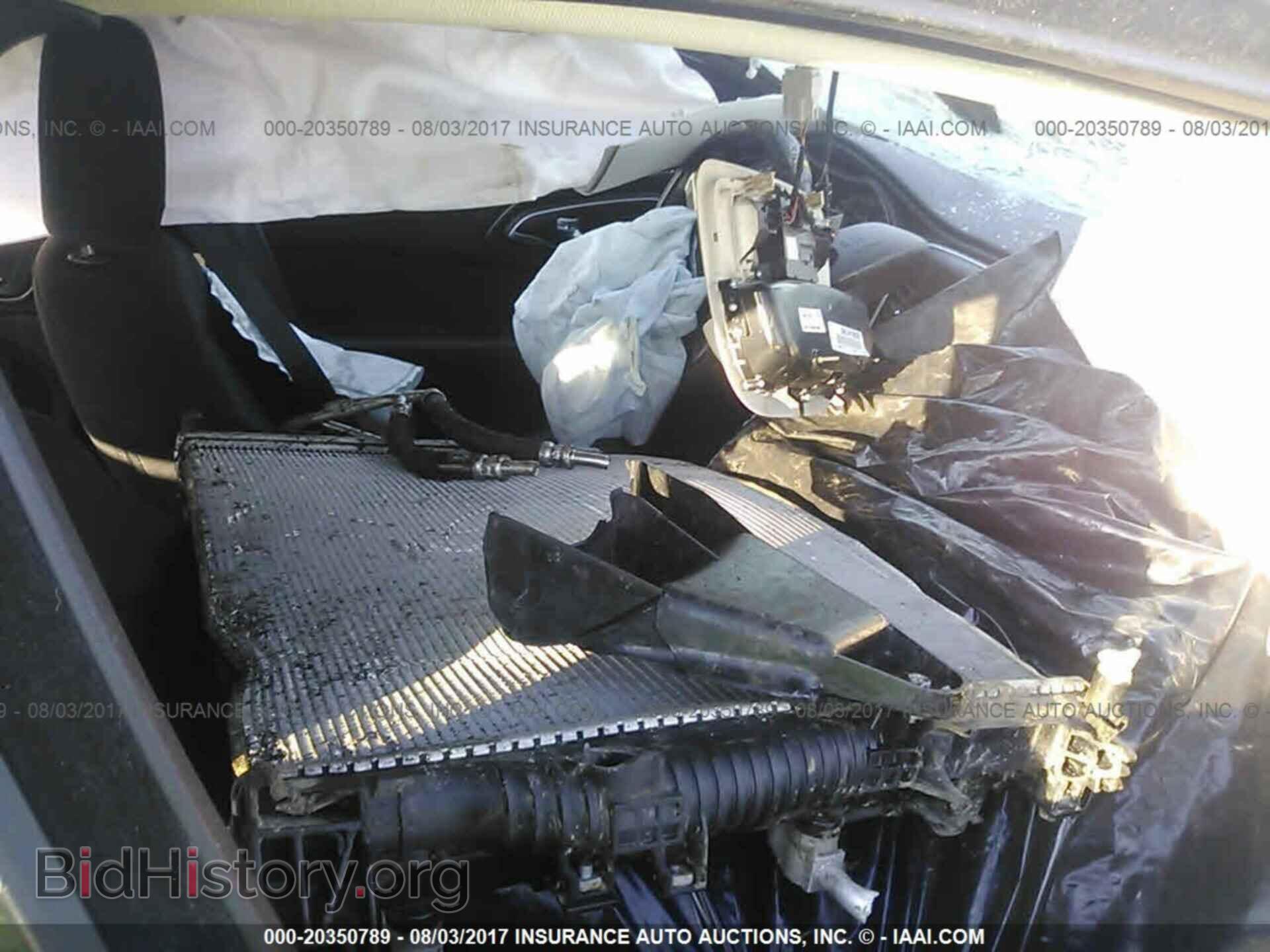 2015 Chrysler 200 - VIN: 1C3CCCAB2FN574721 - Photo 5