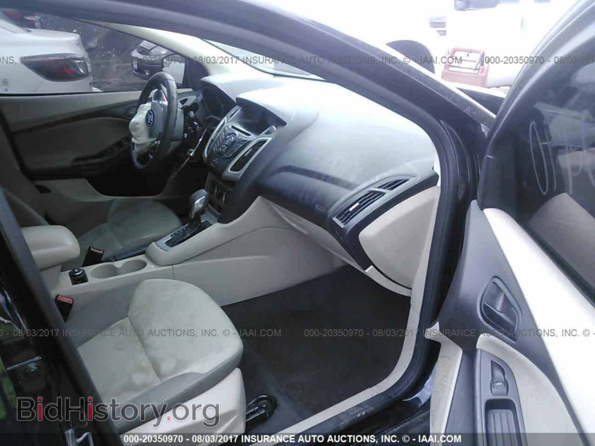 2012 Ford Focus - VIN: 1FAHP3F28CL267064 - Photo 5
