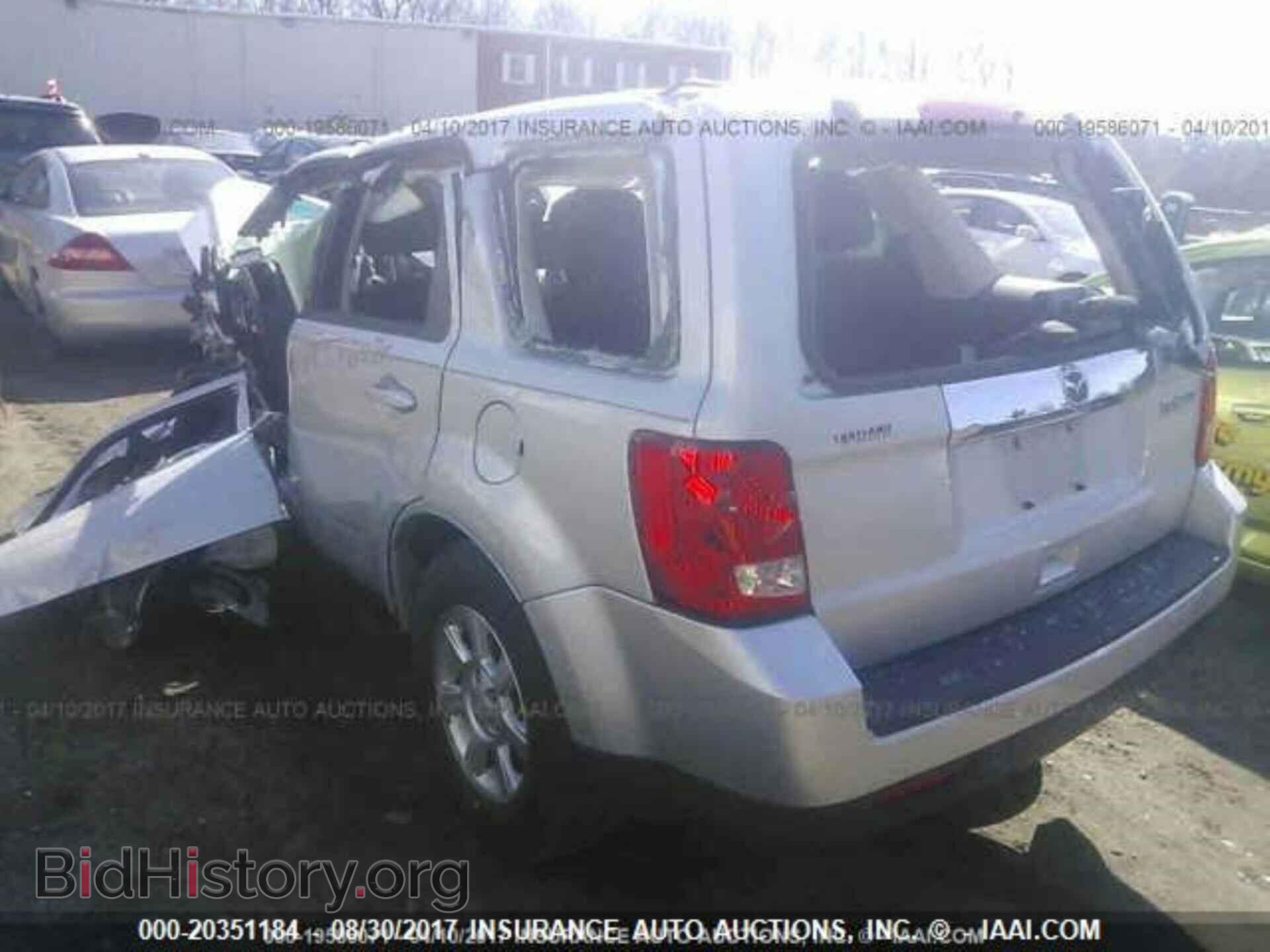 2011 Mazda Tribute - VIN: 4F2CY0C78BKM02158 - Фото 3