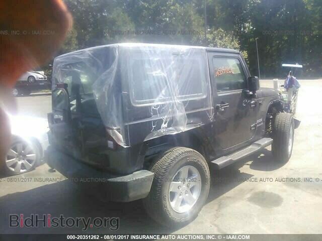 2016 Jeep Wrangler - VIN: 1C4AJWAG8GL192762 - Фото 4