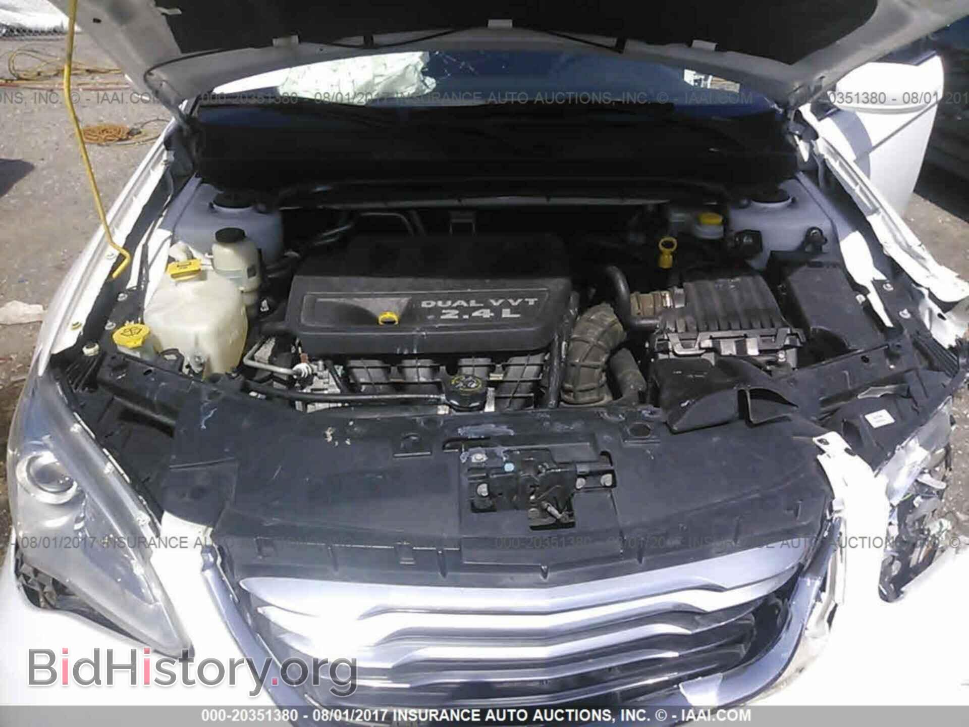 2012 Chrysler 200 - VIN: 1C3CCBAB6CN318362 - Photo 10