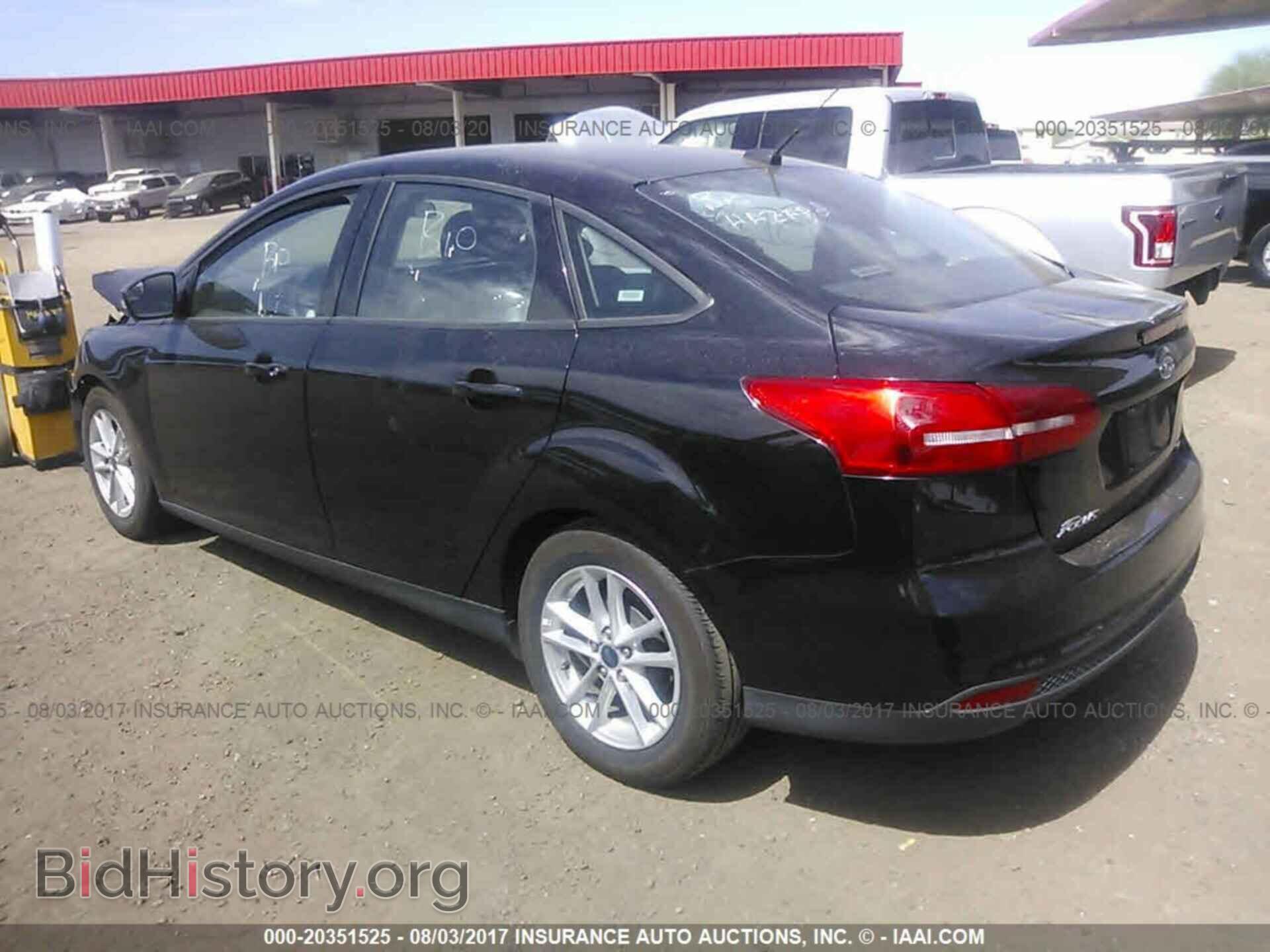 2016 Ford Focus - VIN: 1FADP3F21GL285393 - Фото 3