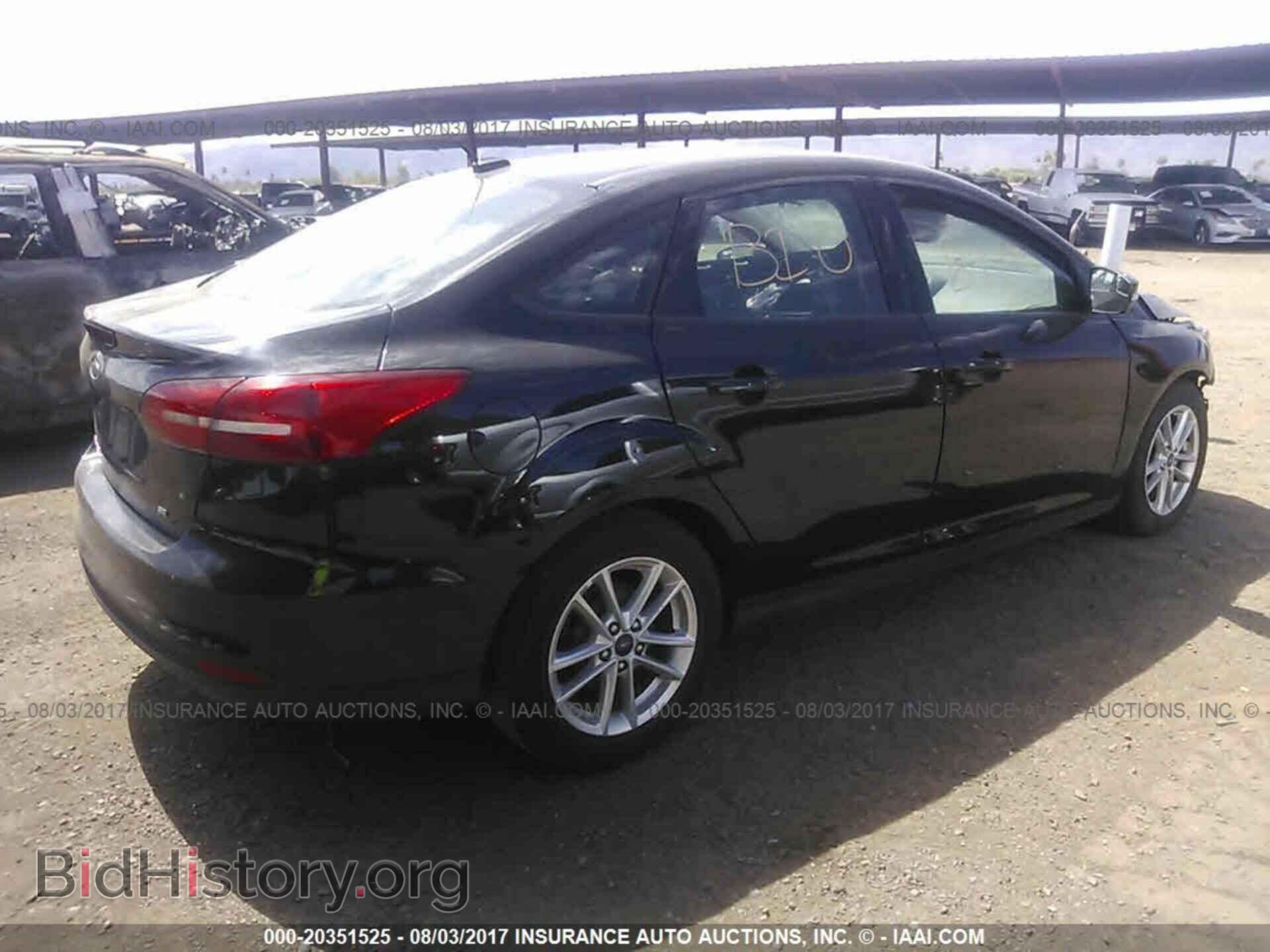 2016 Ford Focus - VIN: 1FADP3F21GL285393 - Фото 4