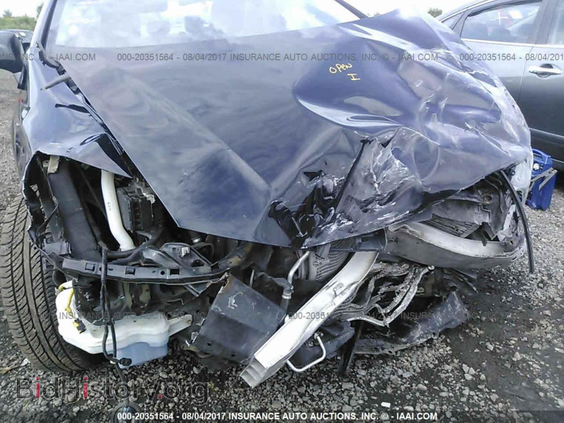 2012 Honda Civic - VIN: 2HGFB2F52CH516834 - Photo 6