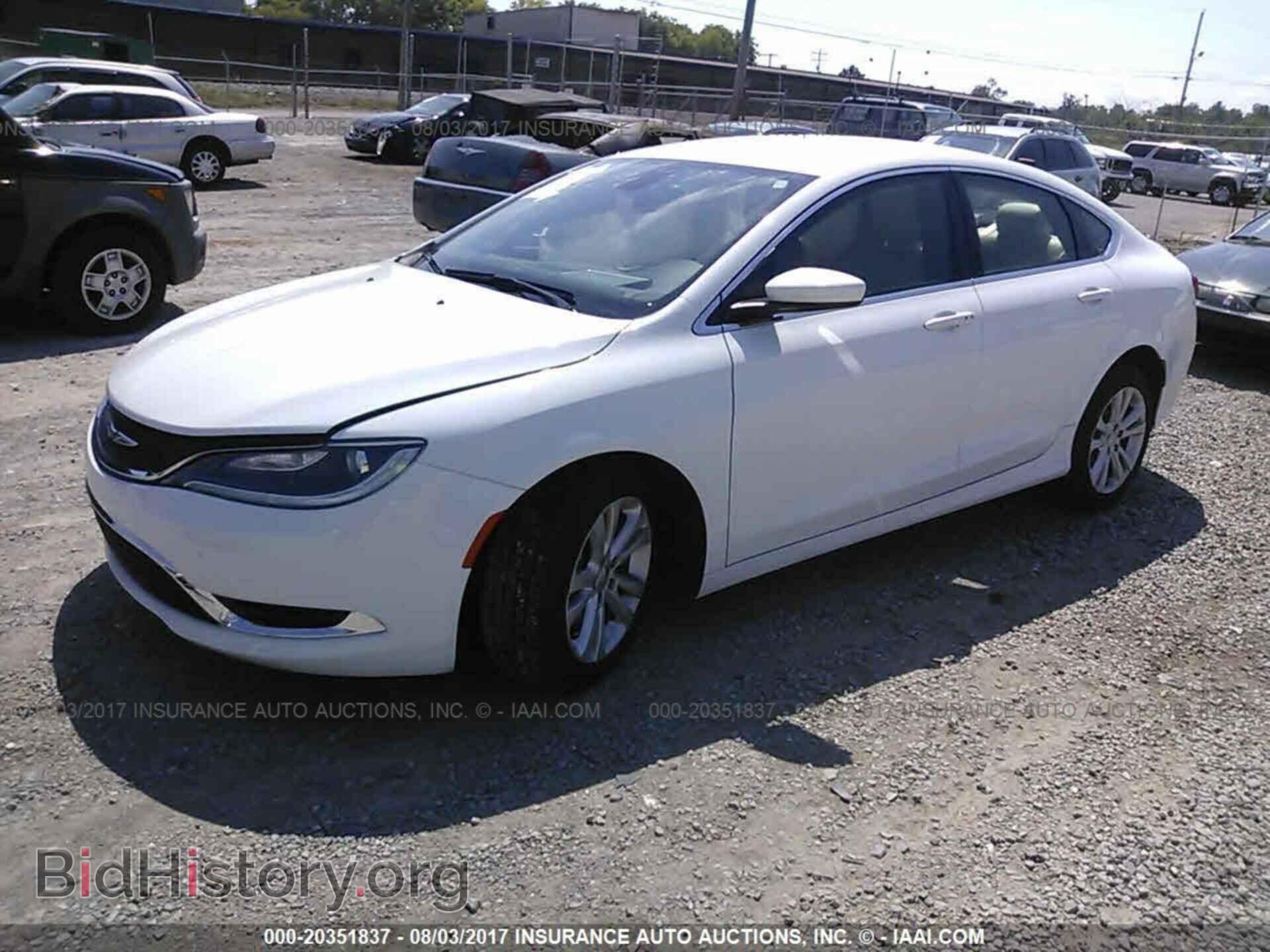 2017 Chrysler 200 - VIN: 1C3CCCAB8HN503963 - Фото 2