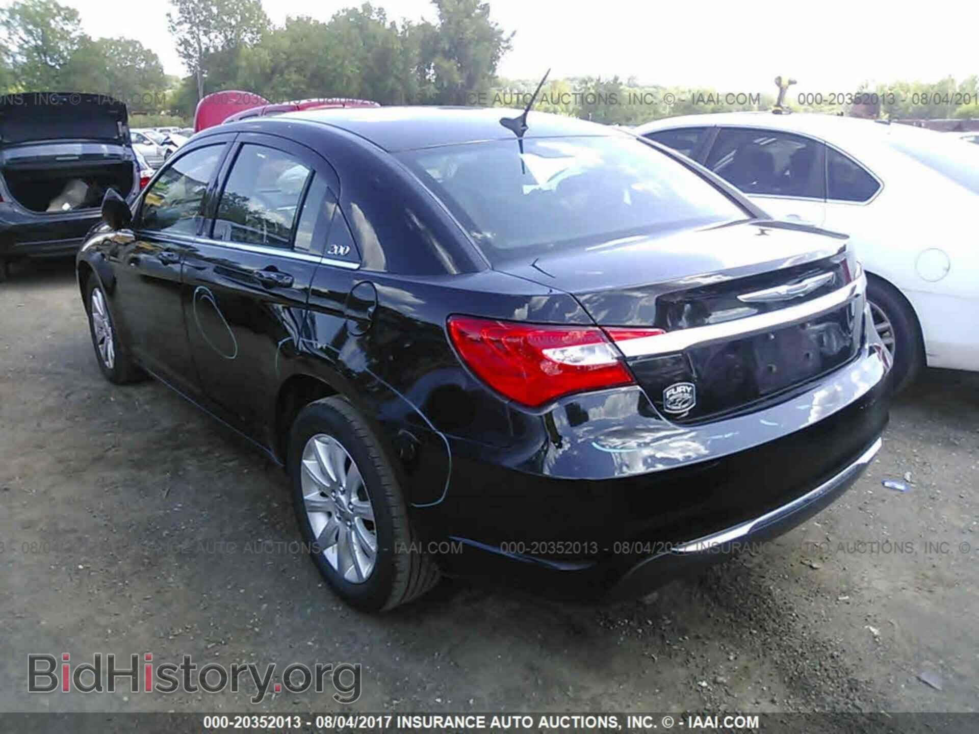 2012 Chrysler 200 - VIN: 1C3CCBBB6CN331157 - Фото 3