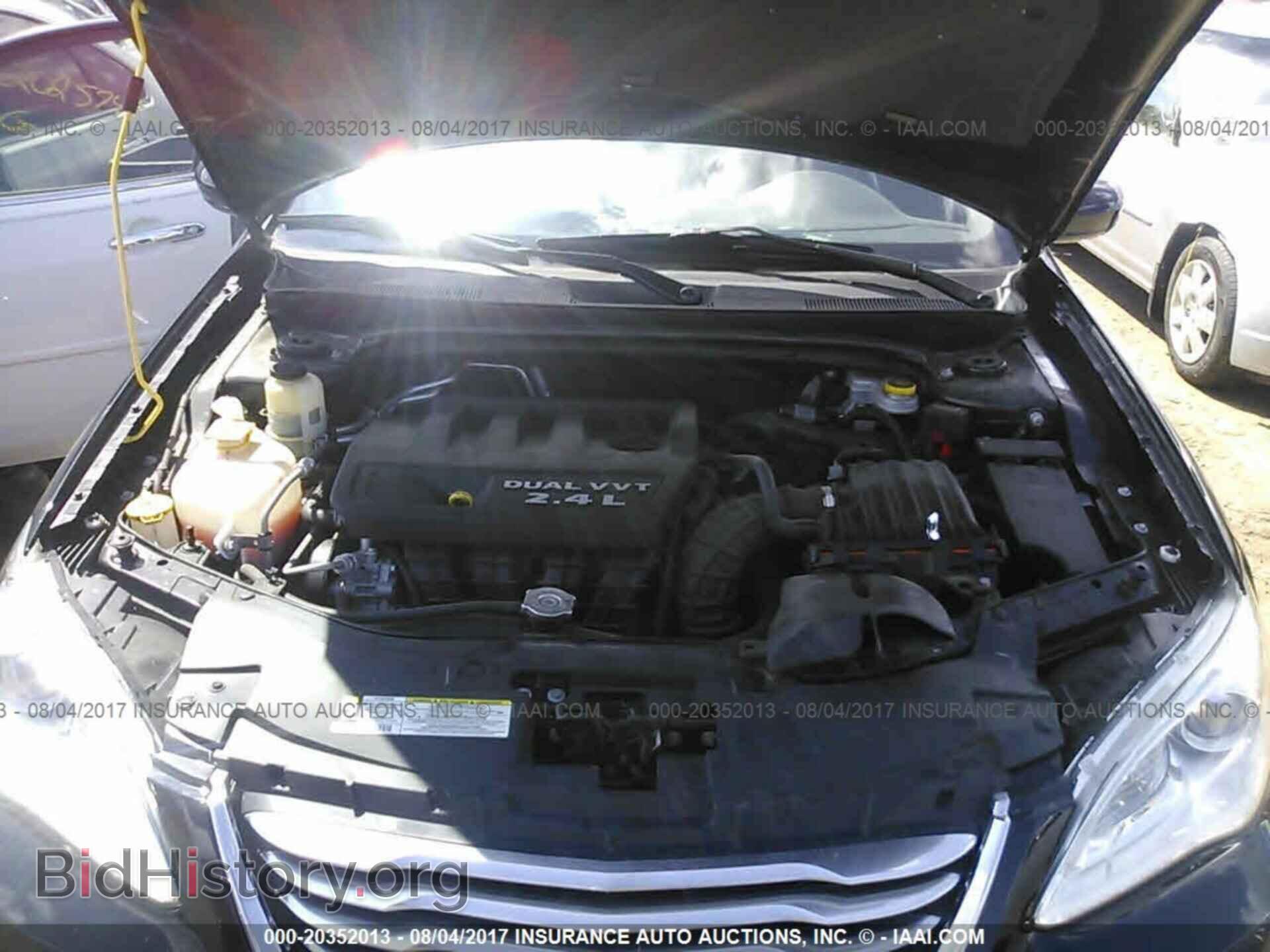 2012 Chrysler 200 - VIN: 1C3CCBBB6CN331157 - Фото 10