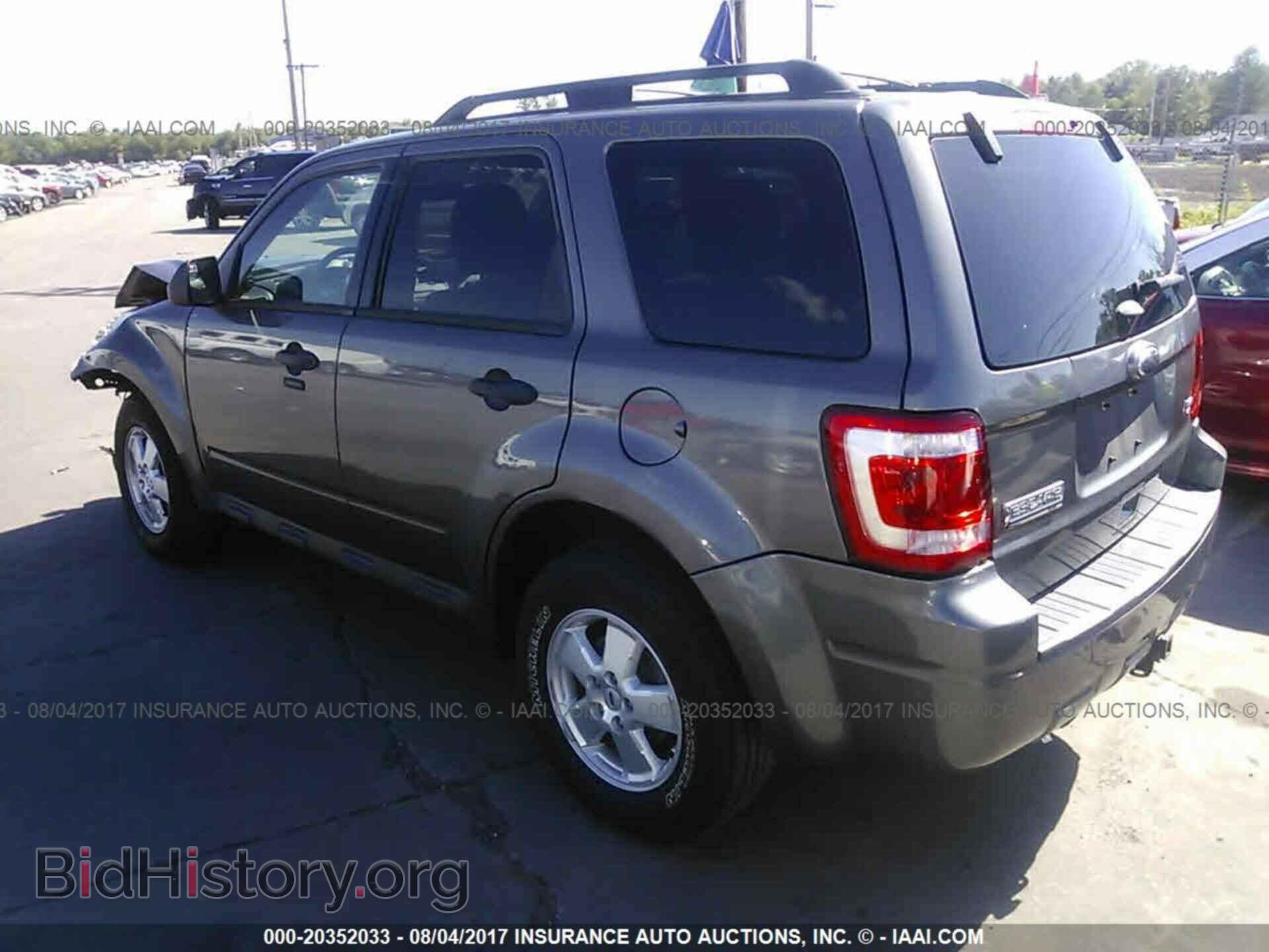 2012 Ford Escape - VIN: 1FMCU9DG5CKC24091 - Photo 3