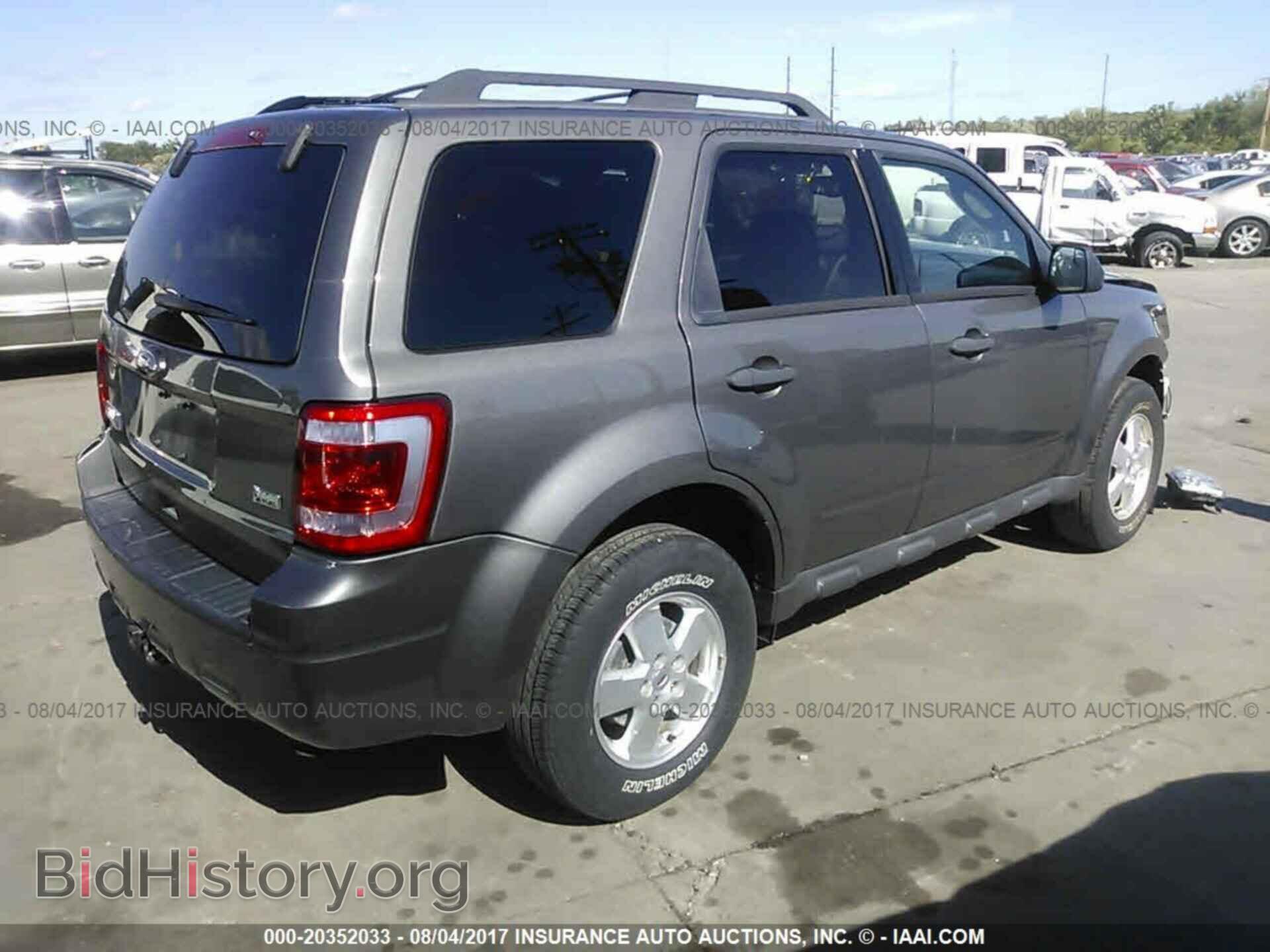 2012 Ford Escape - VIN: 1FMCU9DG5CKC24091 - Photo 4