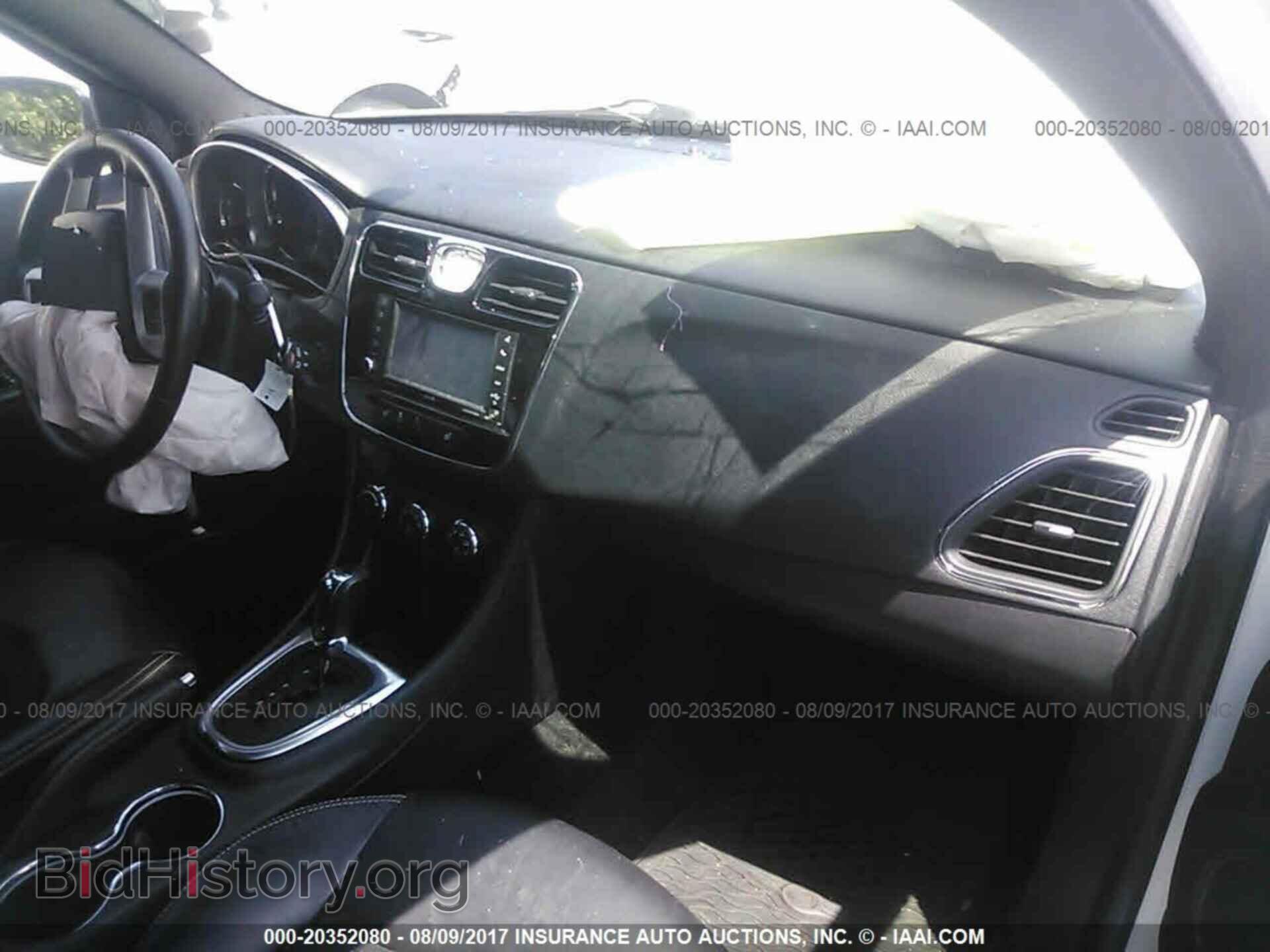 2012 Chrysler 200 - VIN: 1C3CCBHGXCN254005 - Фото 5