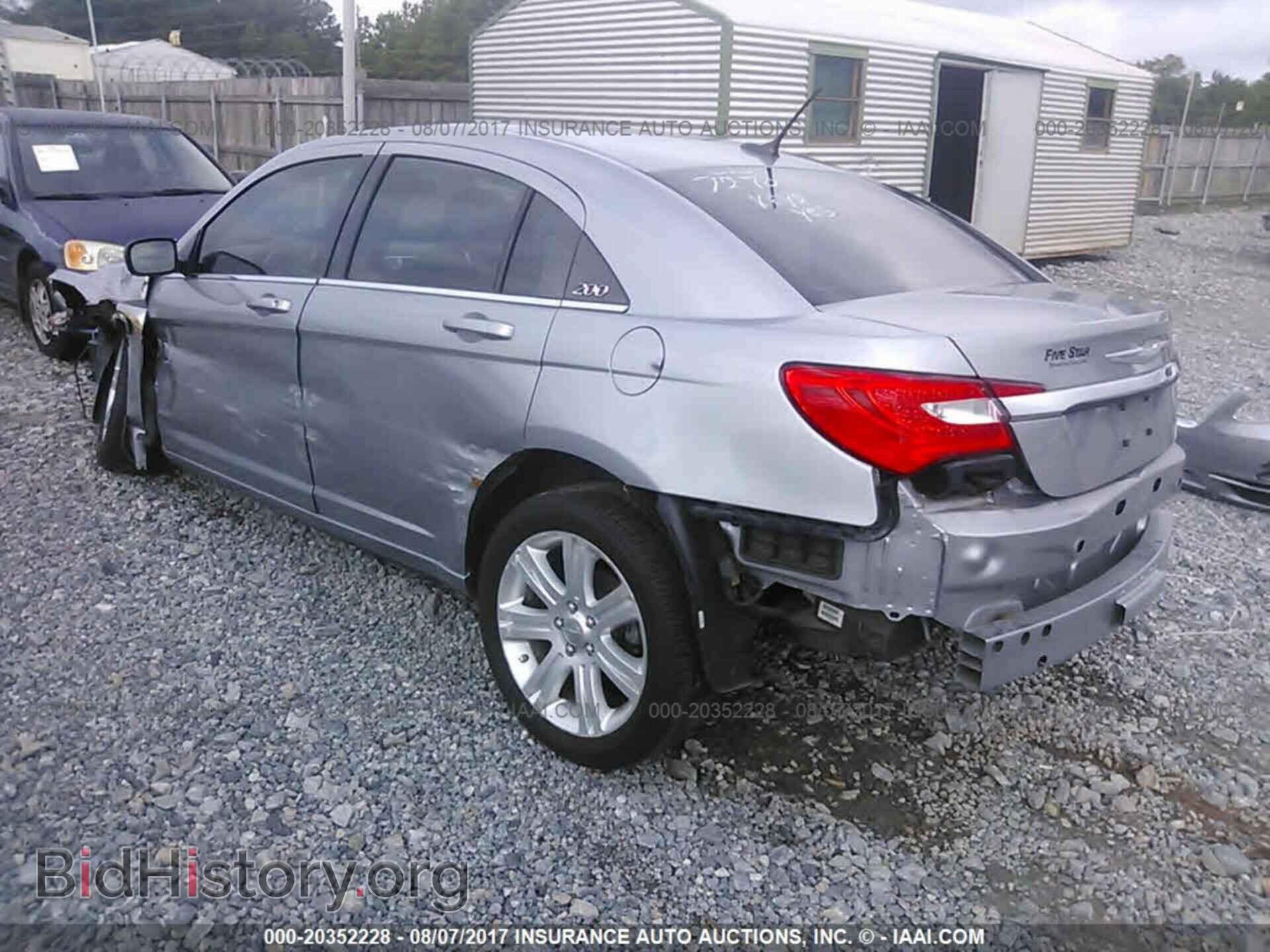2013 Chrysler 200 - VIN: 1C3CCBBB6DN547270 - Photo 3