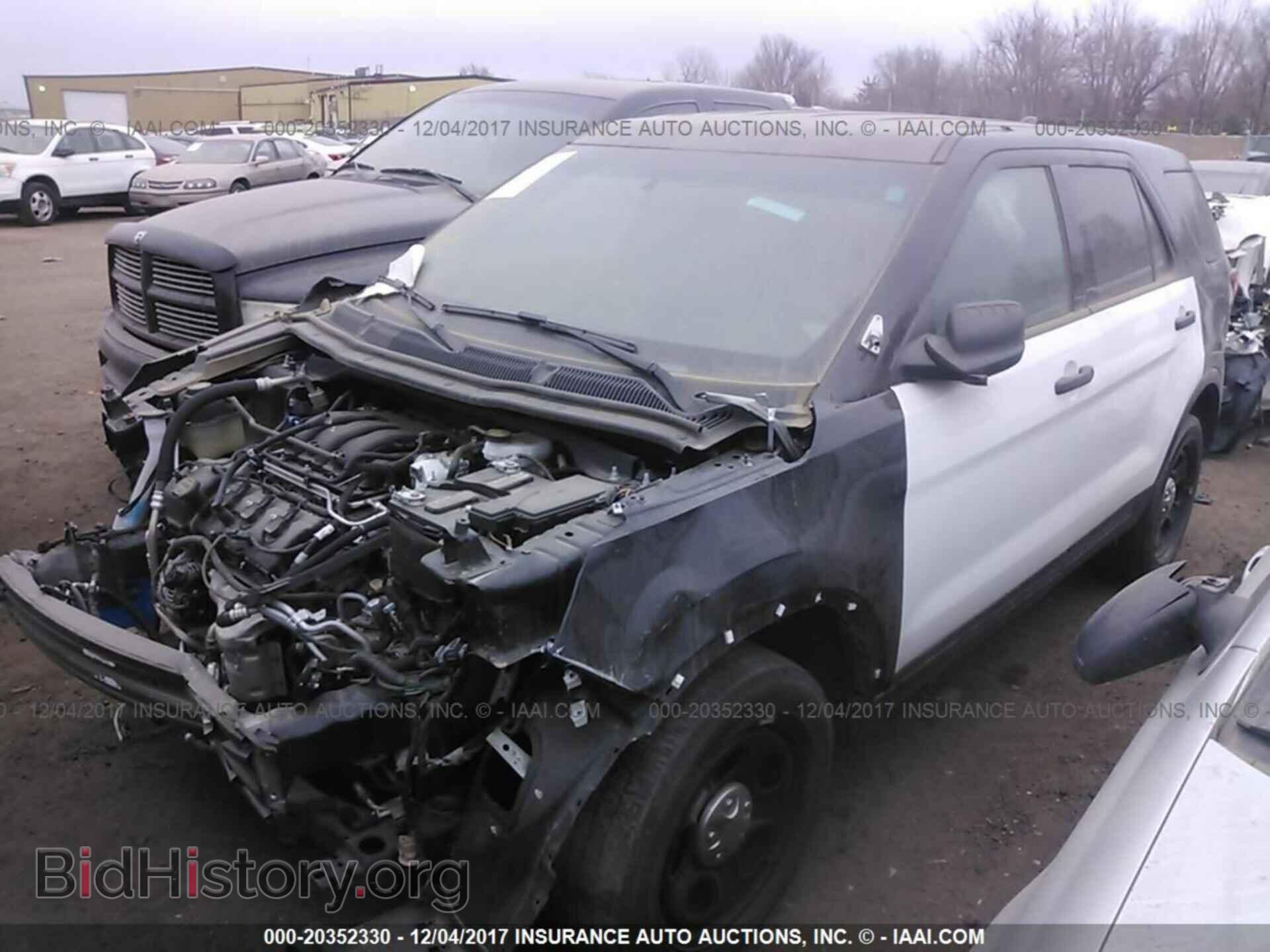 2016 Ford Explorer - VIN: 1FM5K8AR6GGC15200 - Фото 2