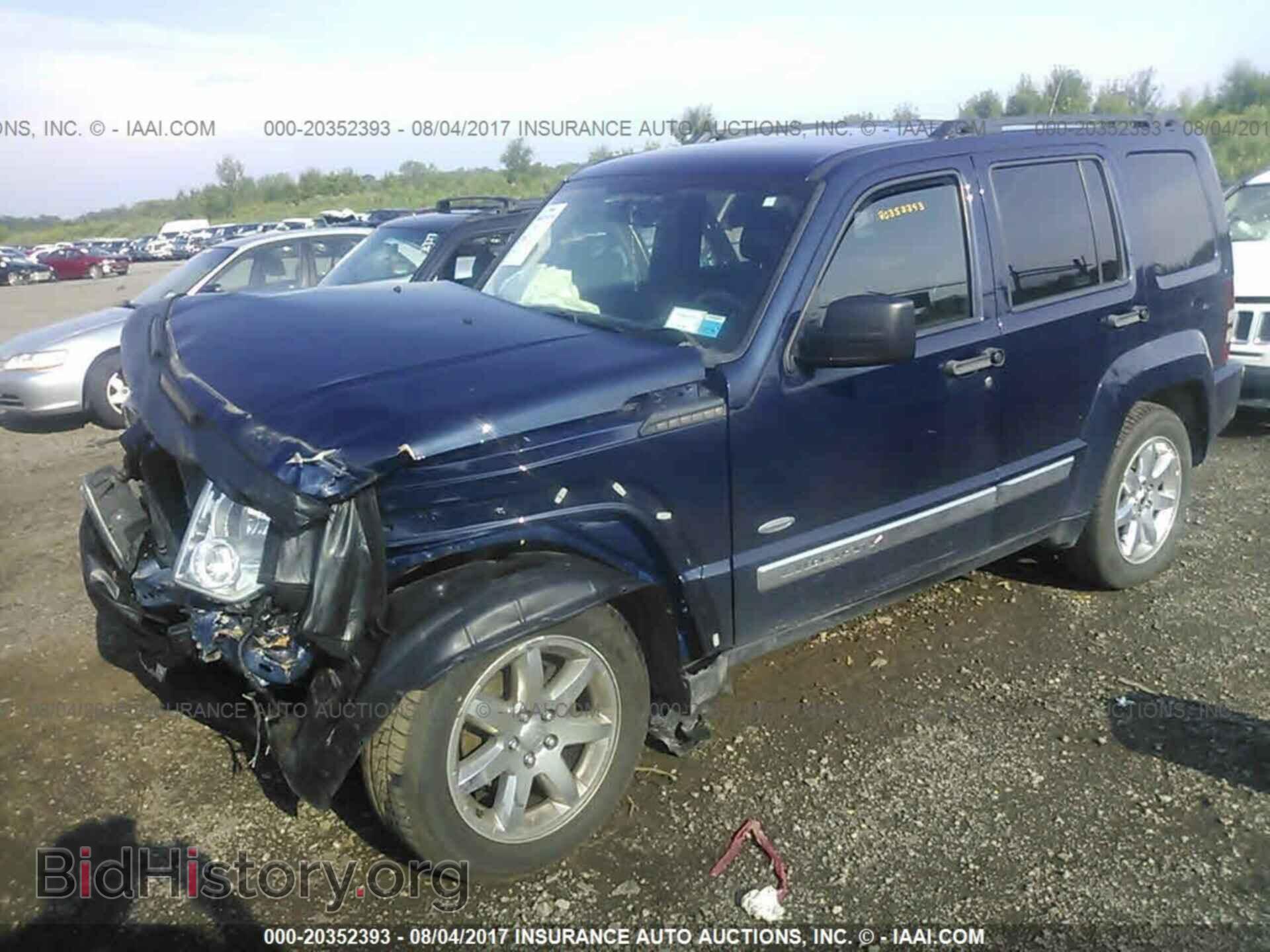 2012 Jeep Liberty - VIN: 1C4PJMAK9CW196704 - Фото 2
