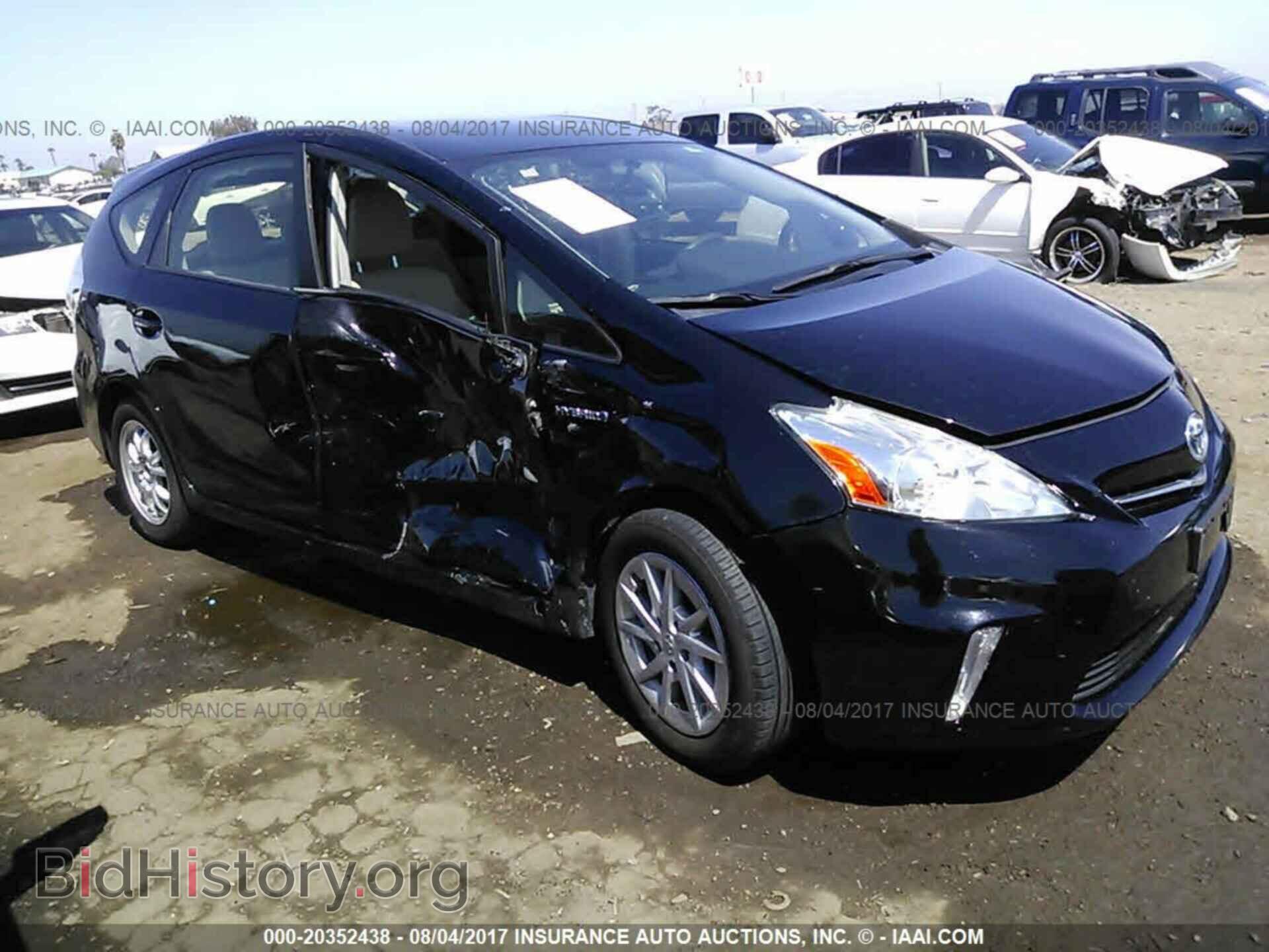 Photo JTDZN3EU9EJ002403 - Toyota Prius v 2014