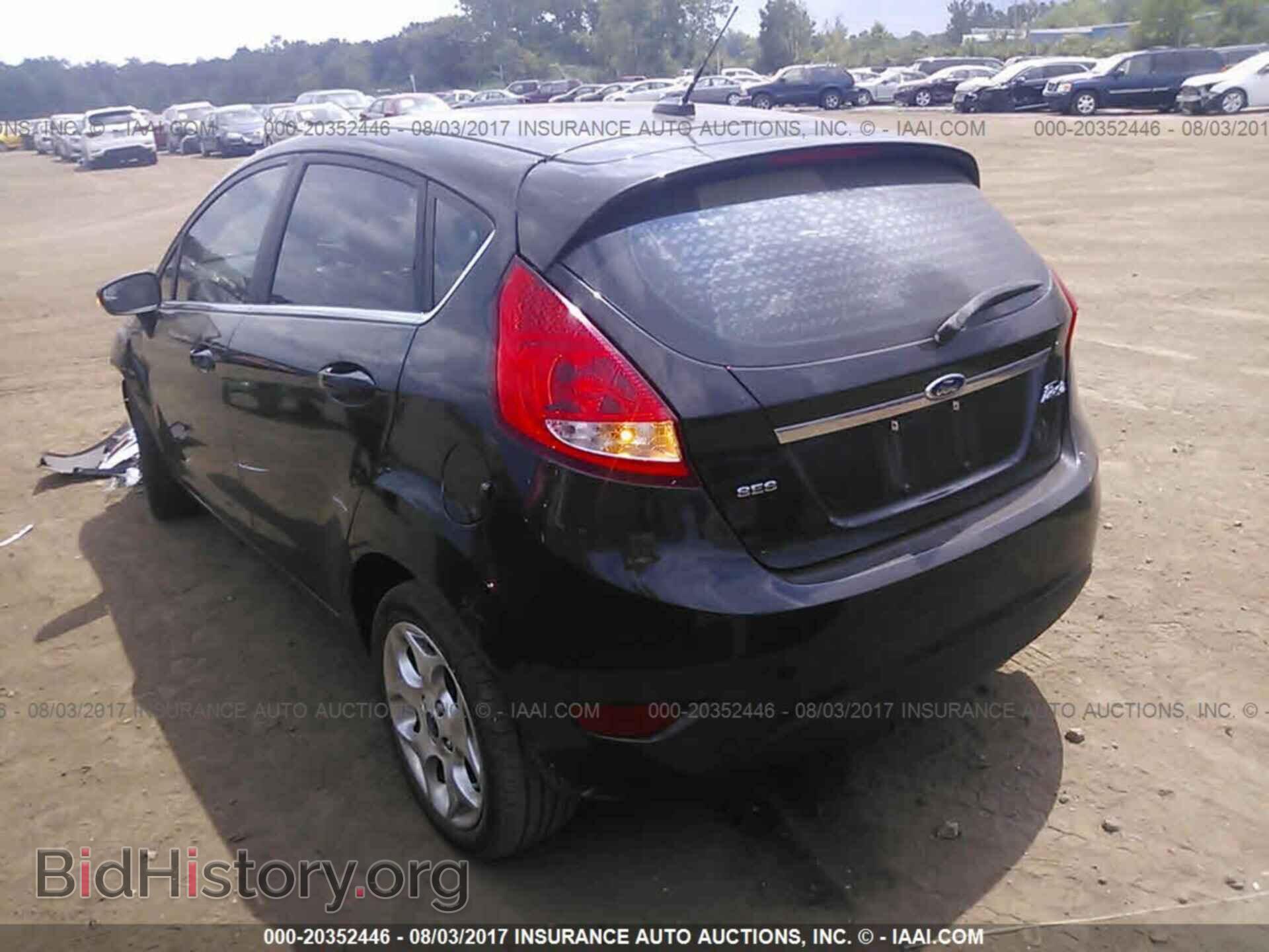 2011 Ford Fiesta - VIN: 3FADP4FJ8BM223378 - Фото 3