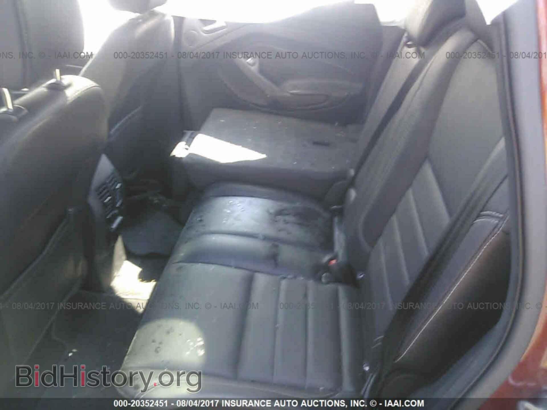 2014 Ford Escape - VIN: 1FMCU9J95EUB73012 - Photo 8