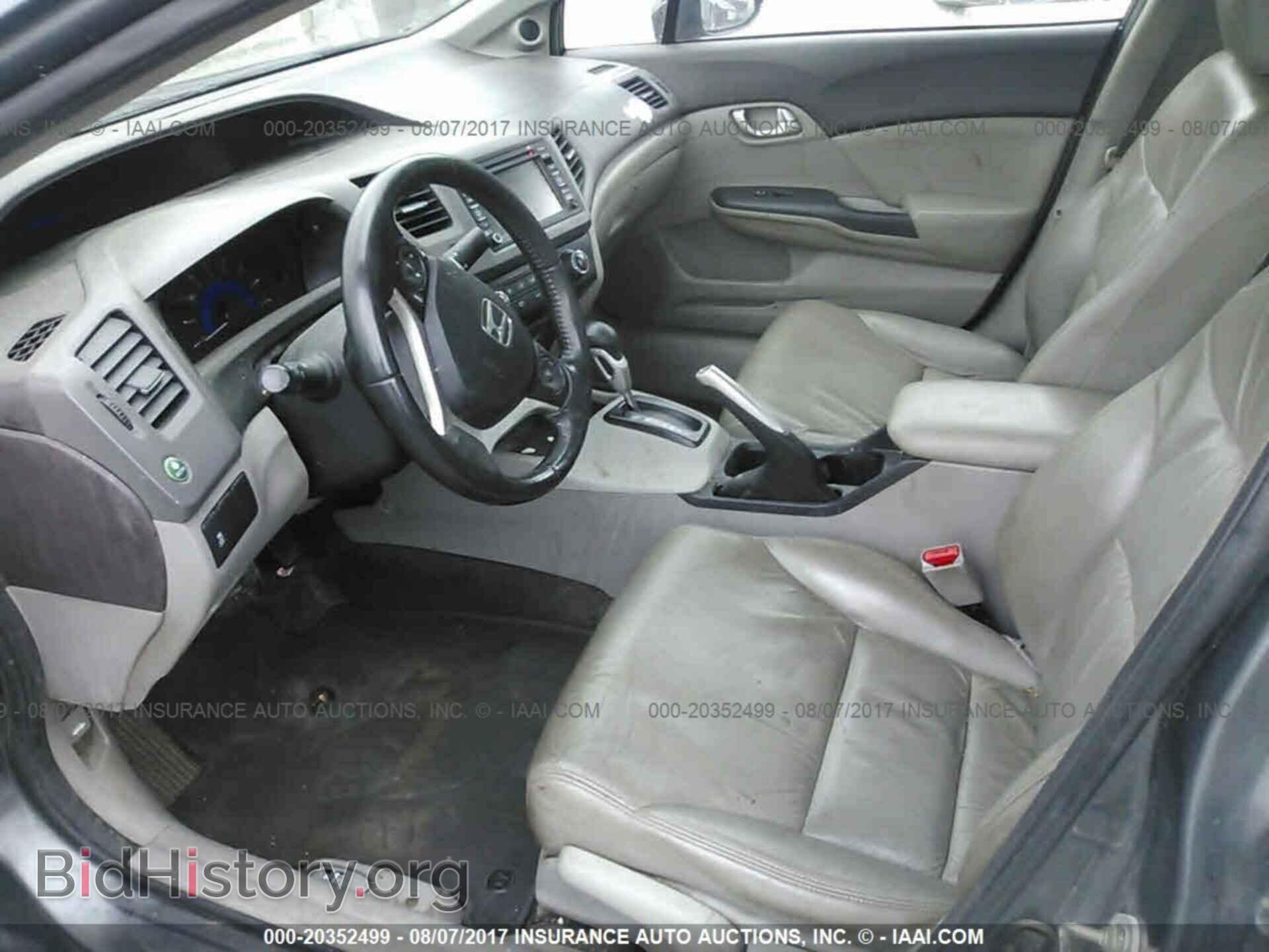 2012 Honda Civic - VIN: 19XFB2F91CE313365 - Photo 5