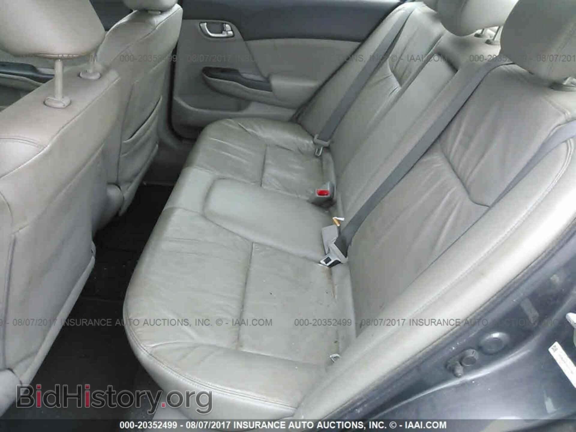 2012 Honda Civic - VIN: 19XFB2F91CE313365 - Photo 8