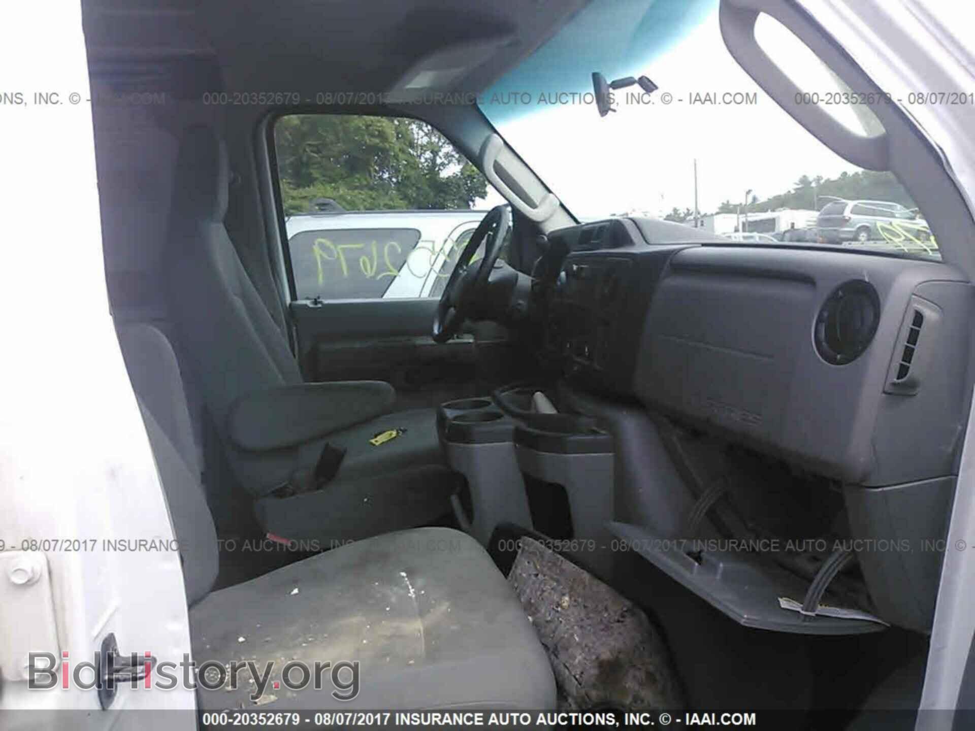 2011 Ford Econoline - VIN: 1FTNE2EW7BDA77105 - Photo 5