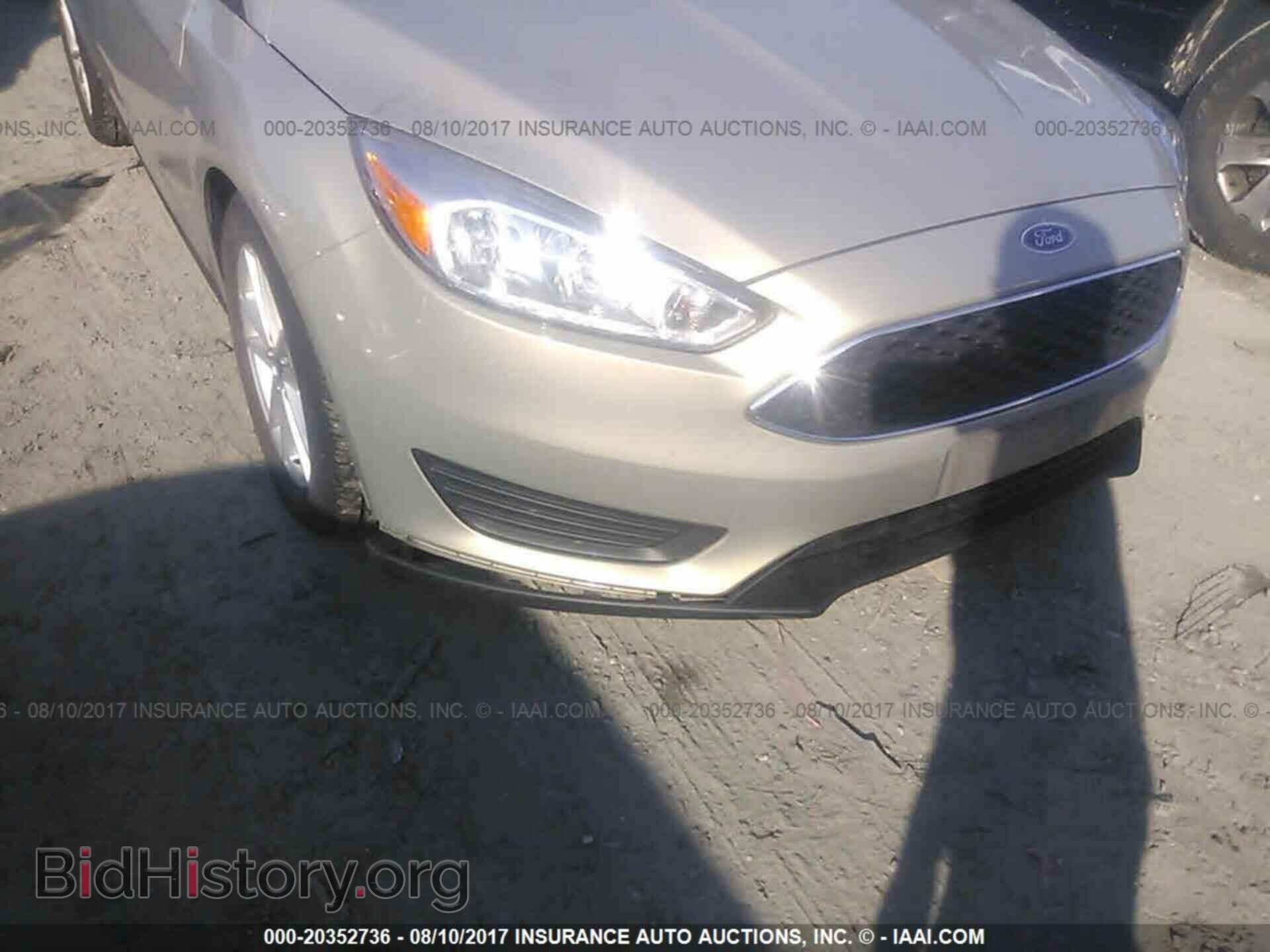 2016 Ford Focus - VIN: 1FADP3K21GL242307 - Photo 6