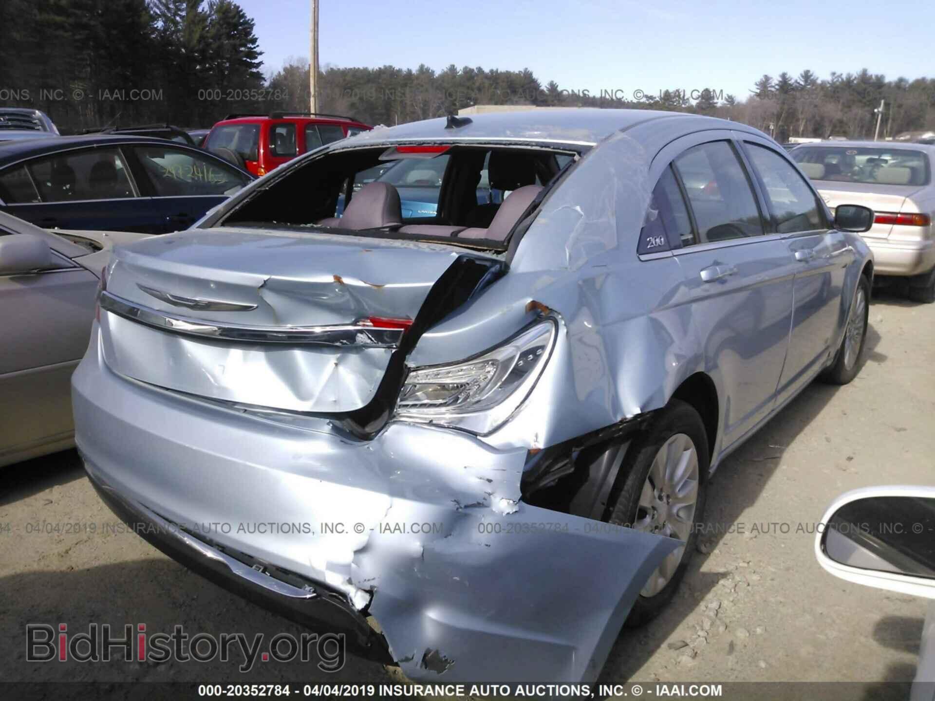 2013 CHRYSLER 200 - VIN: 1C3CCBAB0DN761933 - Фото 4